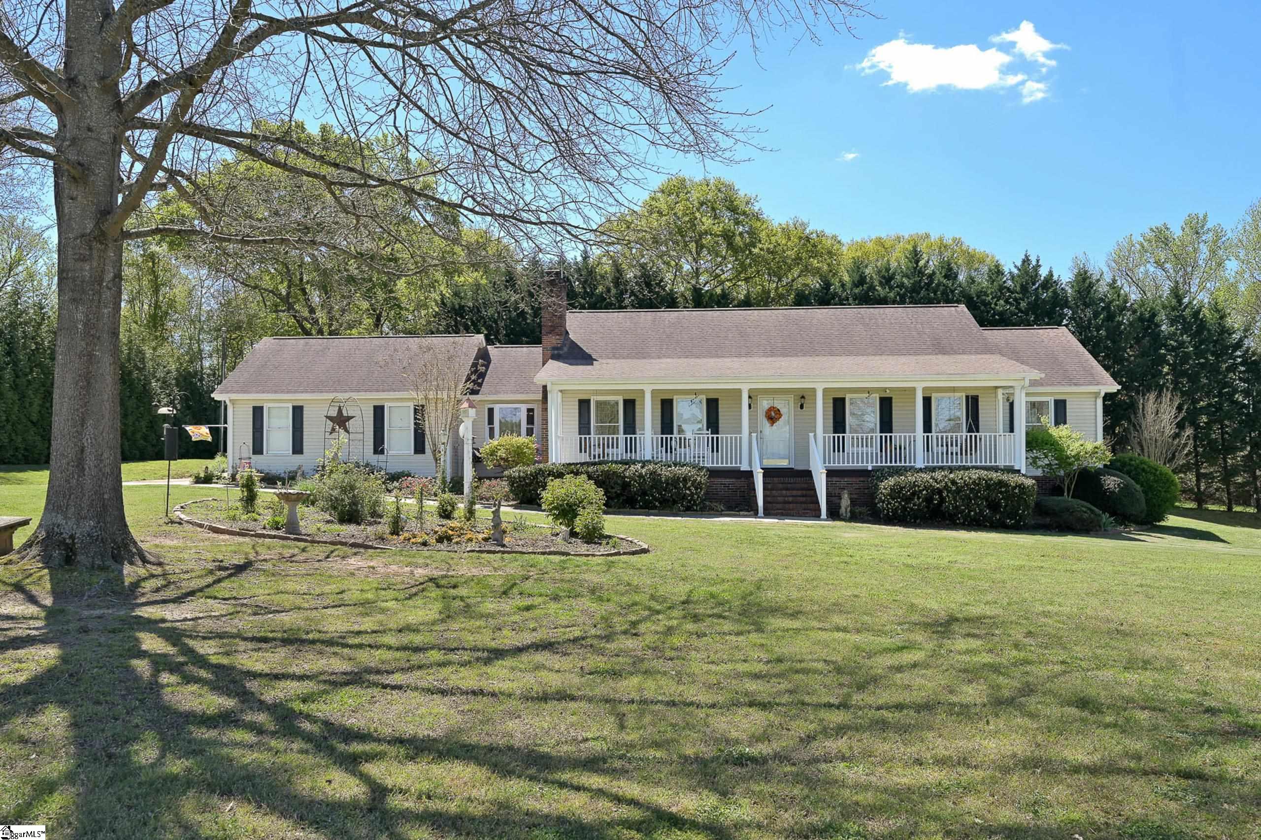 306 Cross Hill Road, Fountain Inn SC 29644