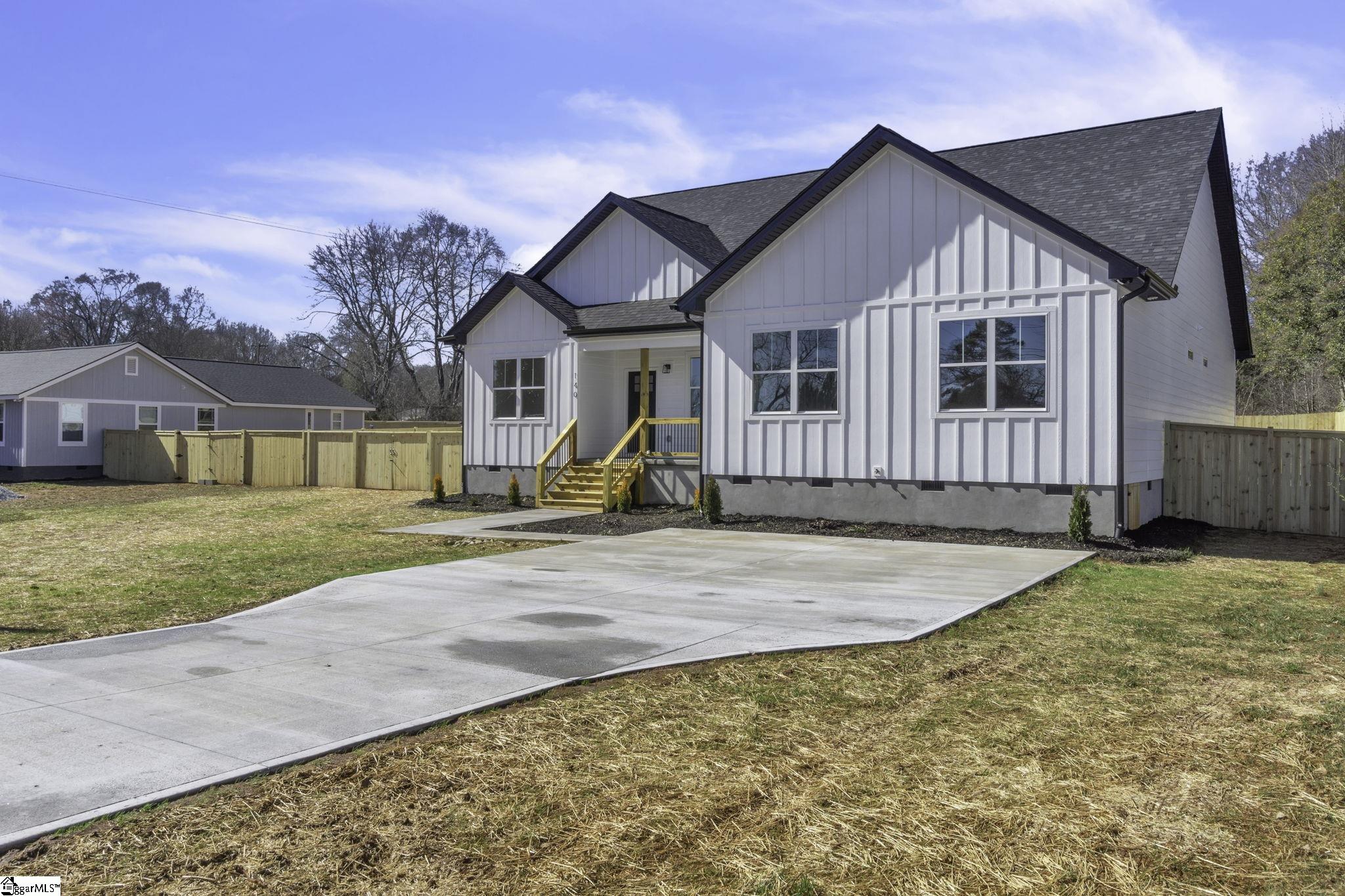 140 Sulphur Springs Drive, Greenville SC 29617