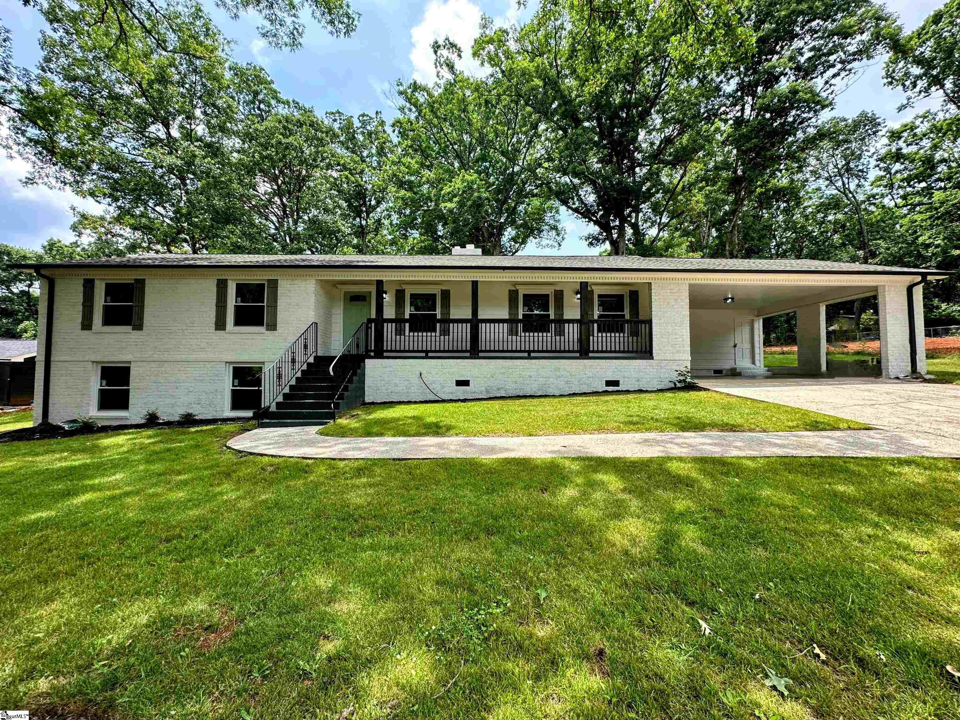 3 Diby Drive, Greenville SC 29609