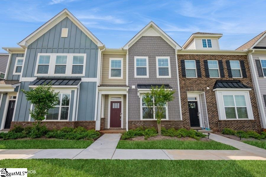 2 Medway Court, Greer SC 29651