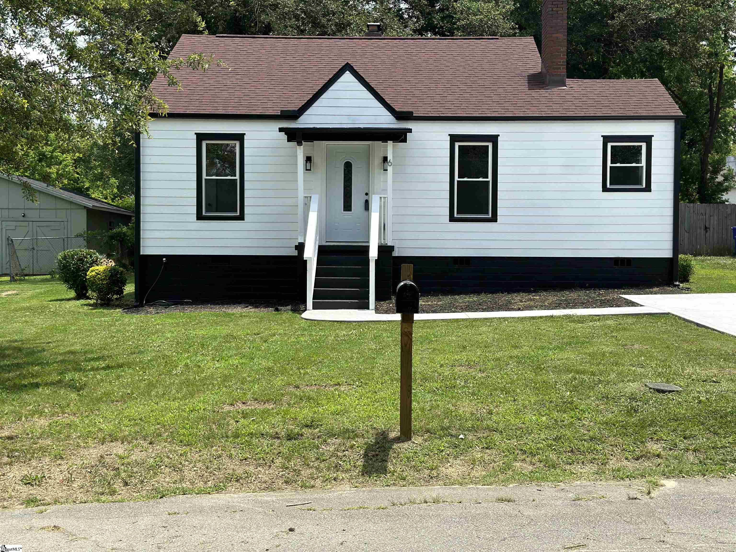 6 Manning Street, Greenville SC 29601