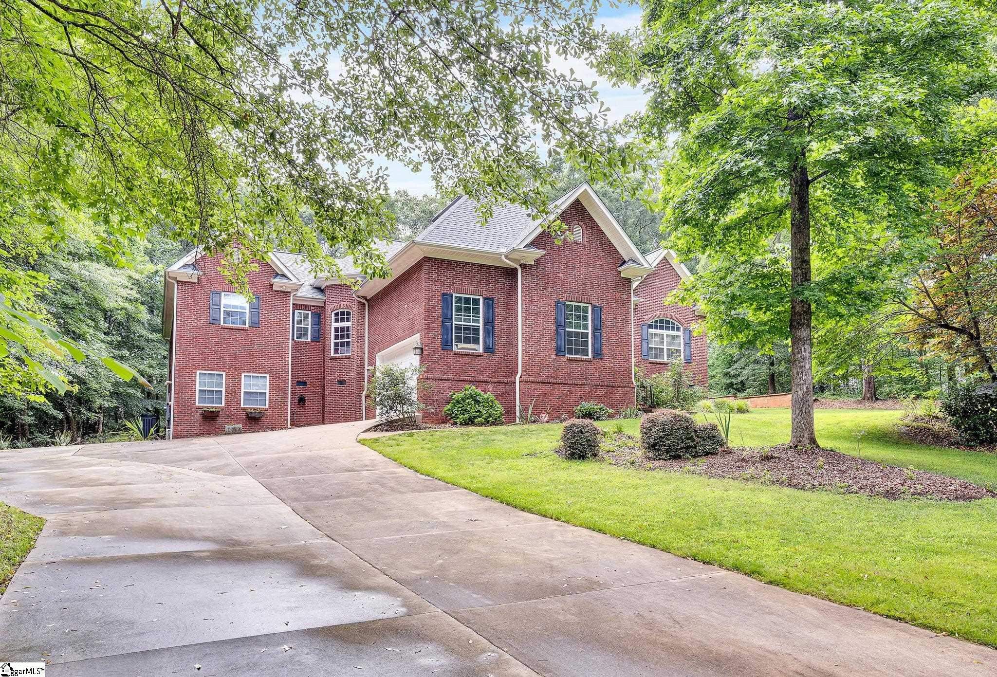 20 Knob Creek Court, Greer SC 29651-7605