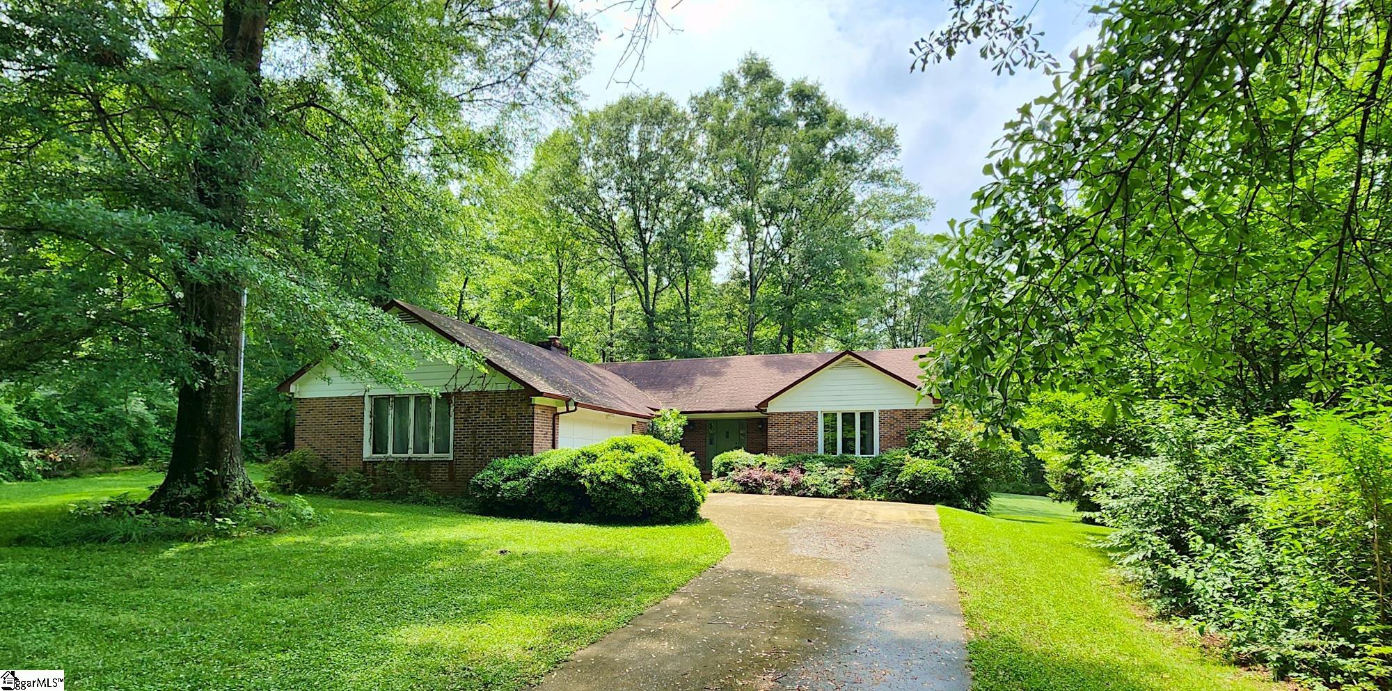 1555 Fort Hill Drive, Seneca SC 29678