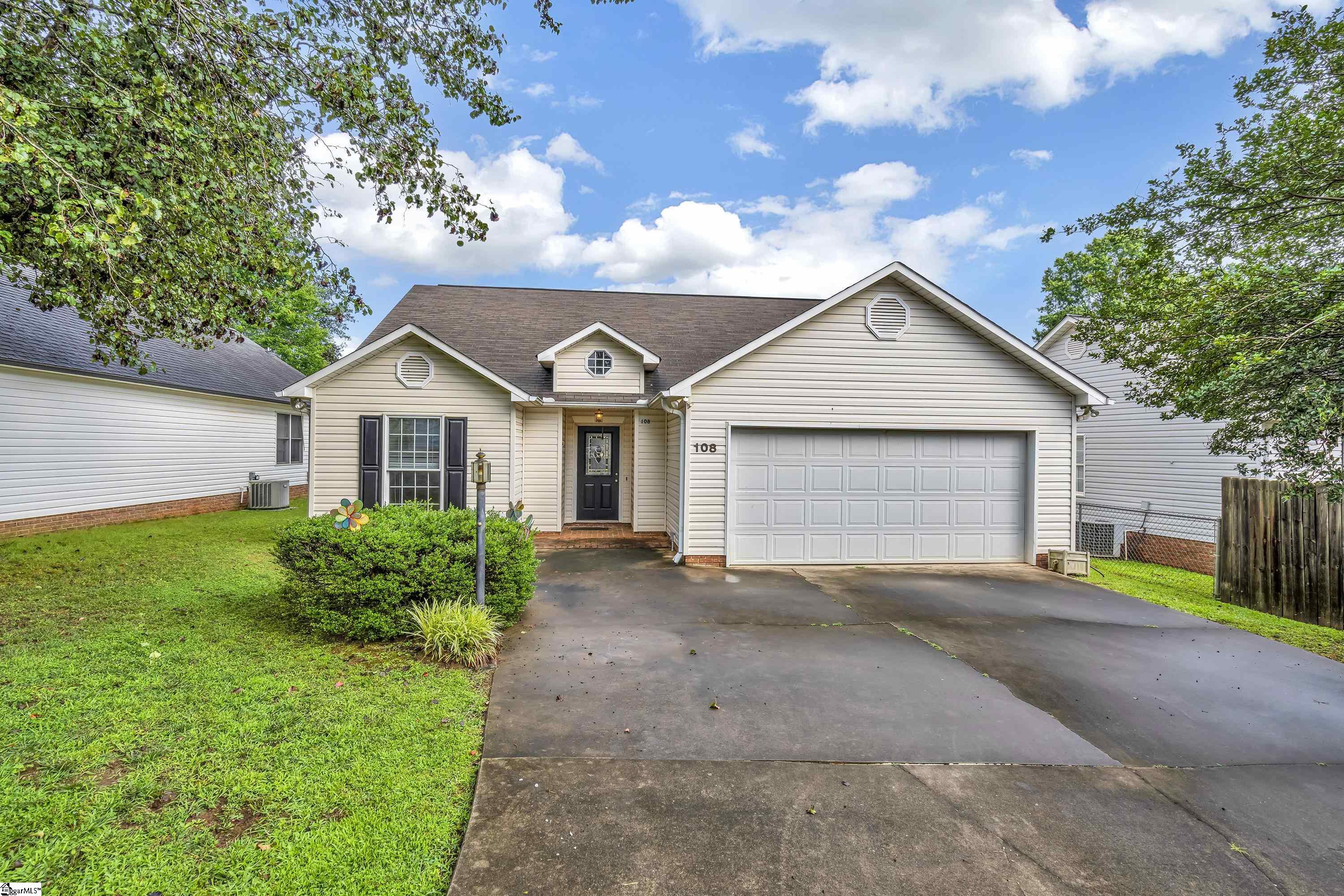 108 Chris Lane, Boiling Springs SC 29316