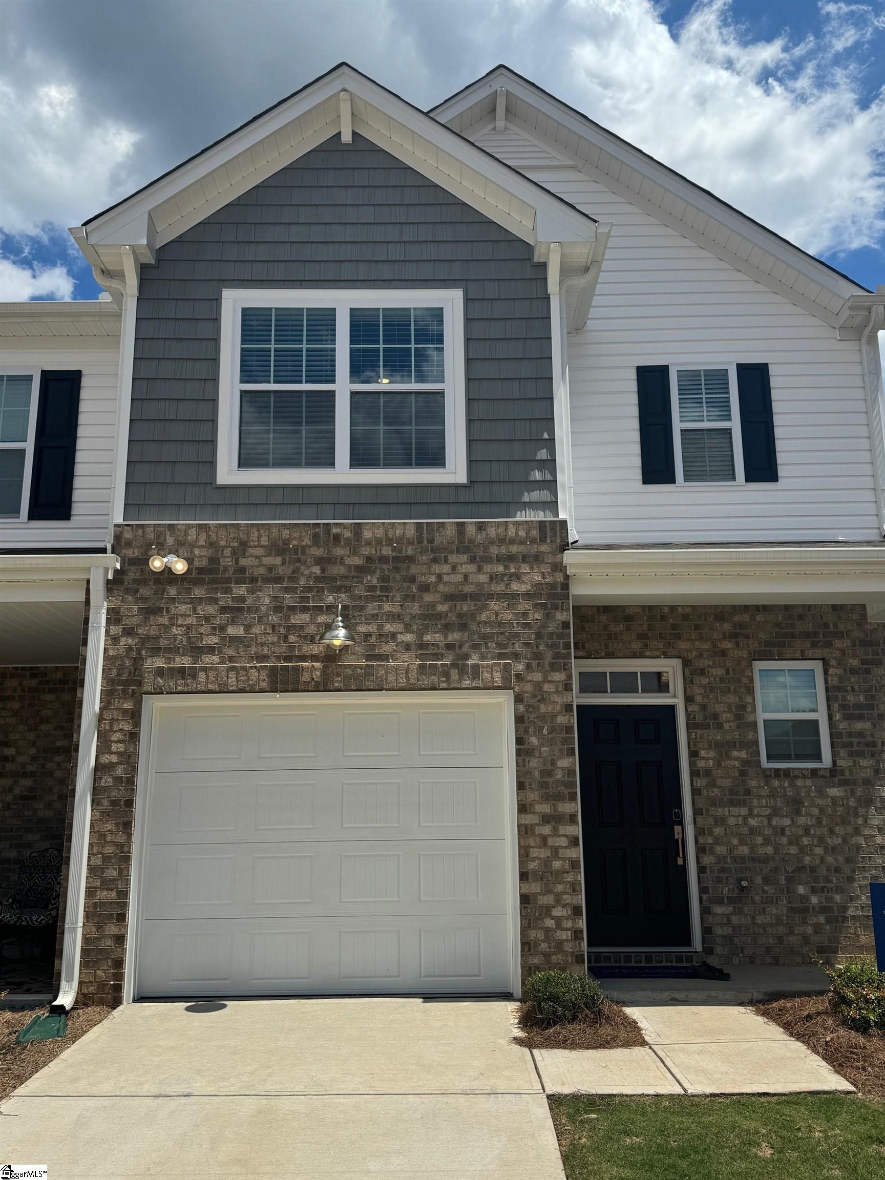 16 Loebner Lane, Simpsonville SC 29680