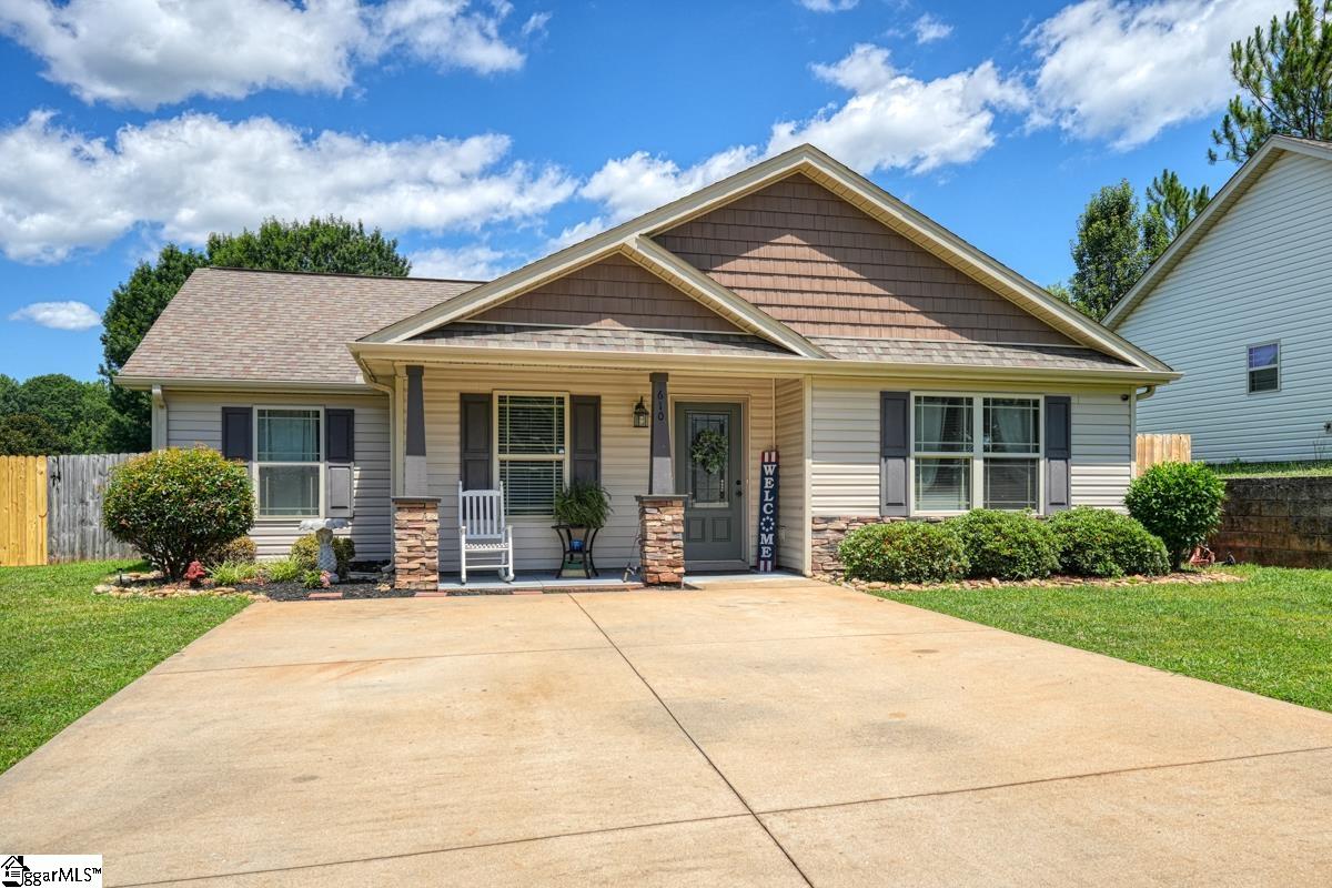 610 Nature Walk Way, Inman SC 29349