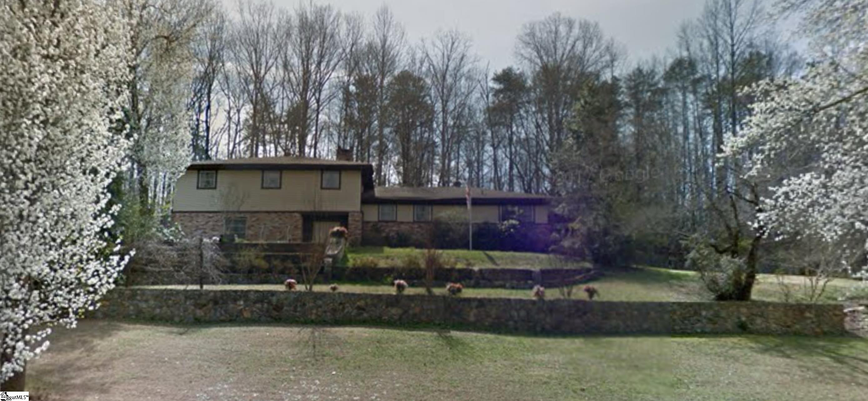 225 West Drive, Travelers Rest SC 29690