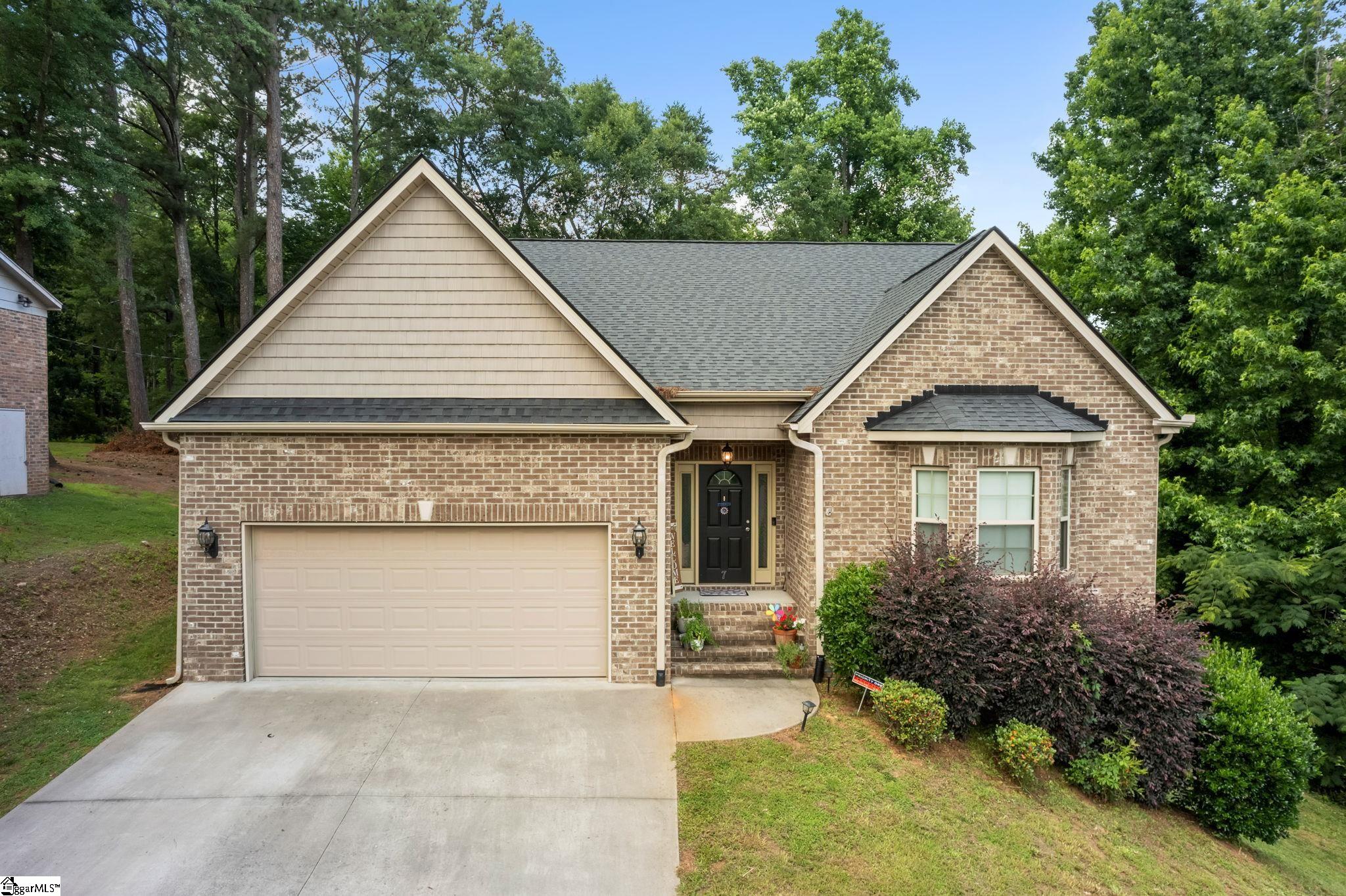 7 Eastwood Drive, Taylors SC 29687