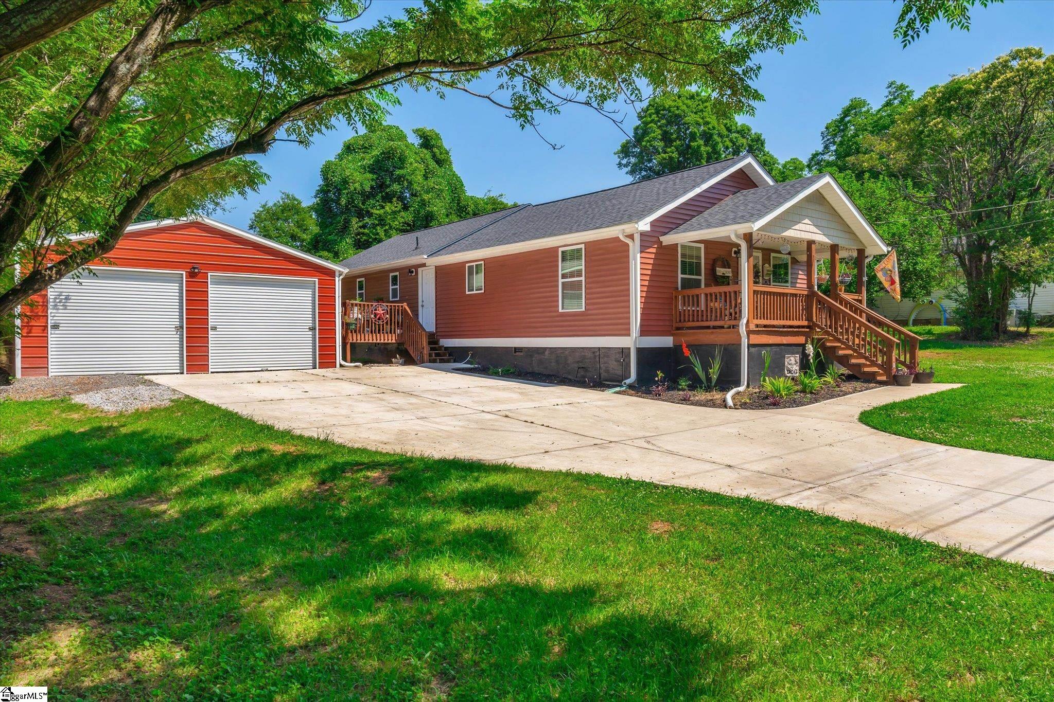 110 Linwood Street, Easley SC 29641-1732