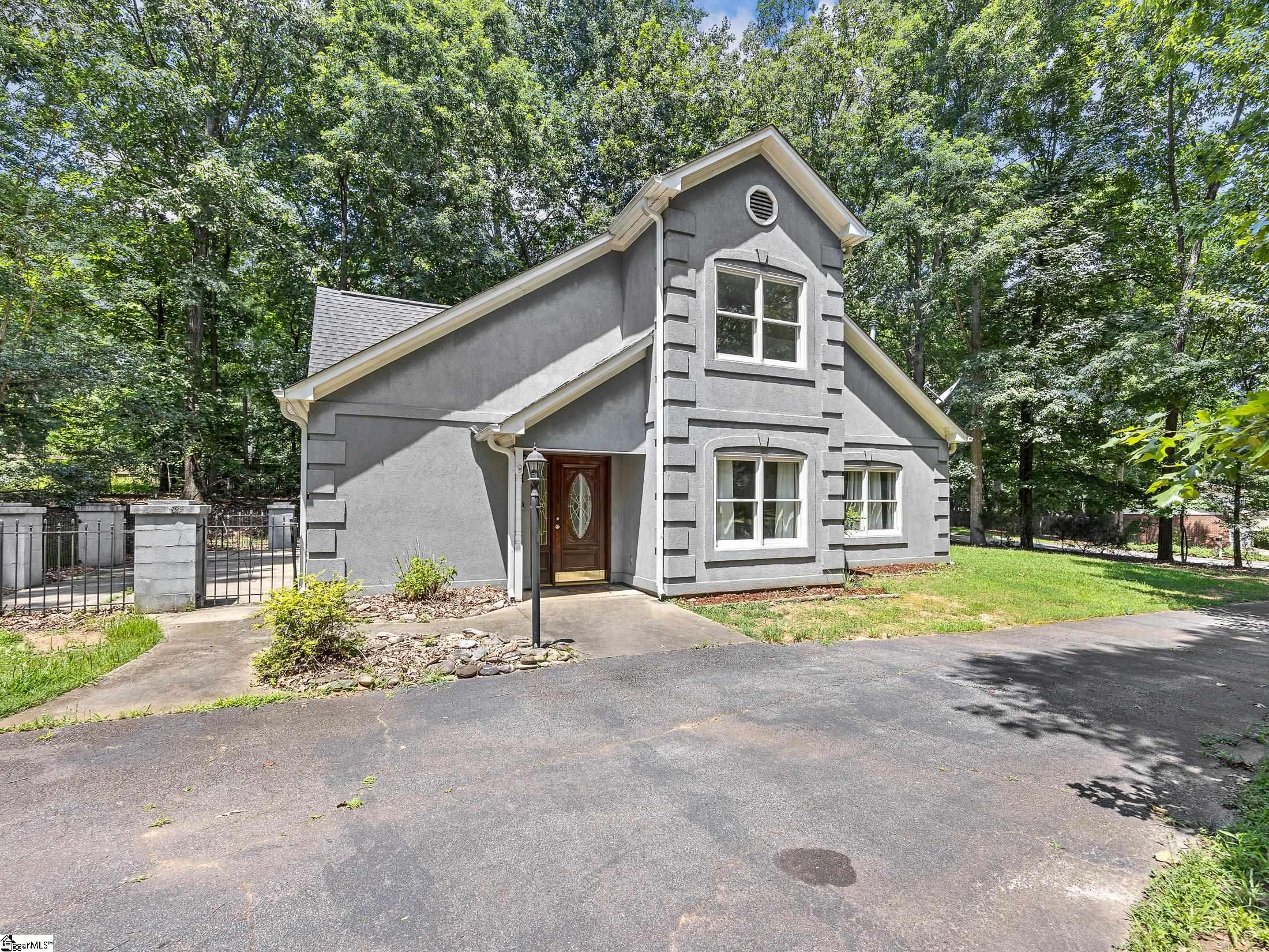 1231 Deerfield Drive, Spartanburg SC 29302