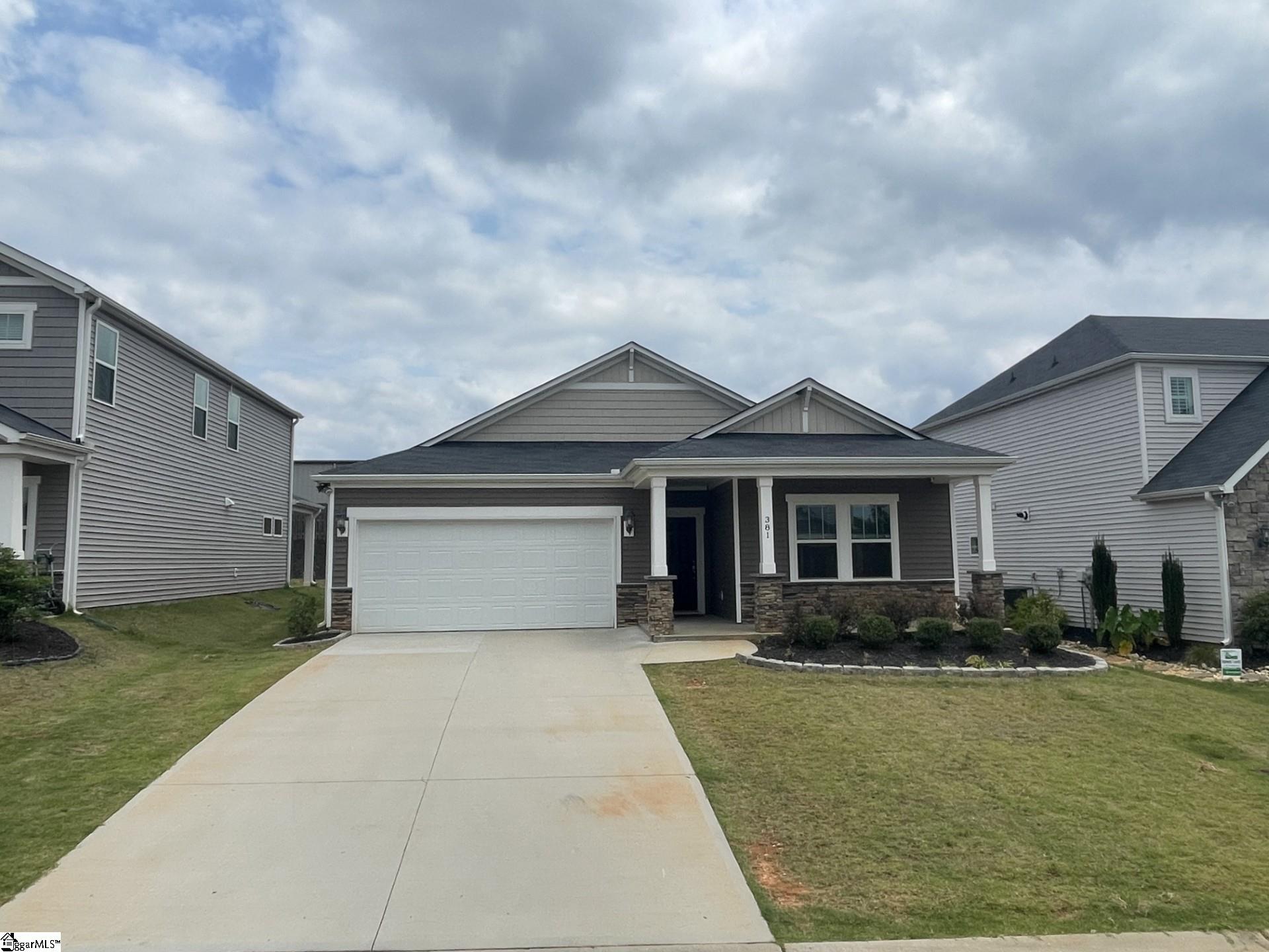381 Pewter Circle, Simpsonville SC 29680