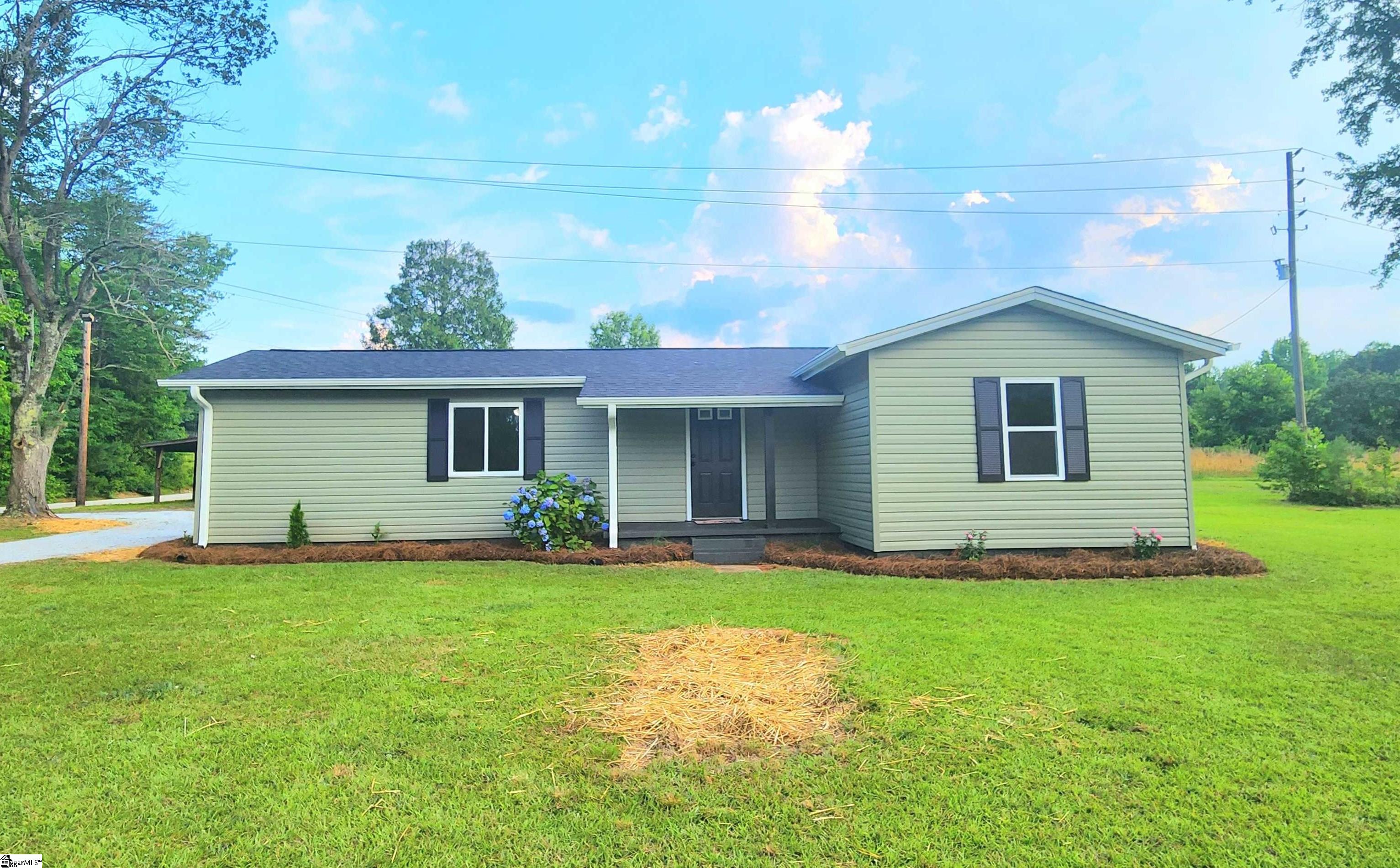 1138 Bates Crossing Road, Travelers Rest SC 29690