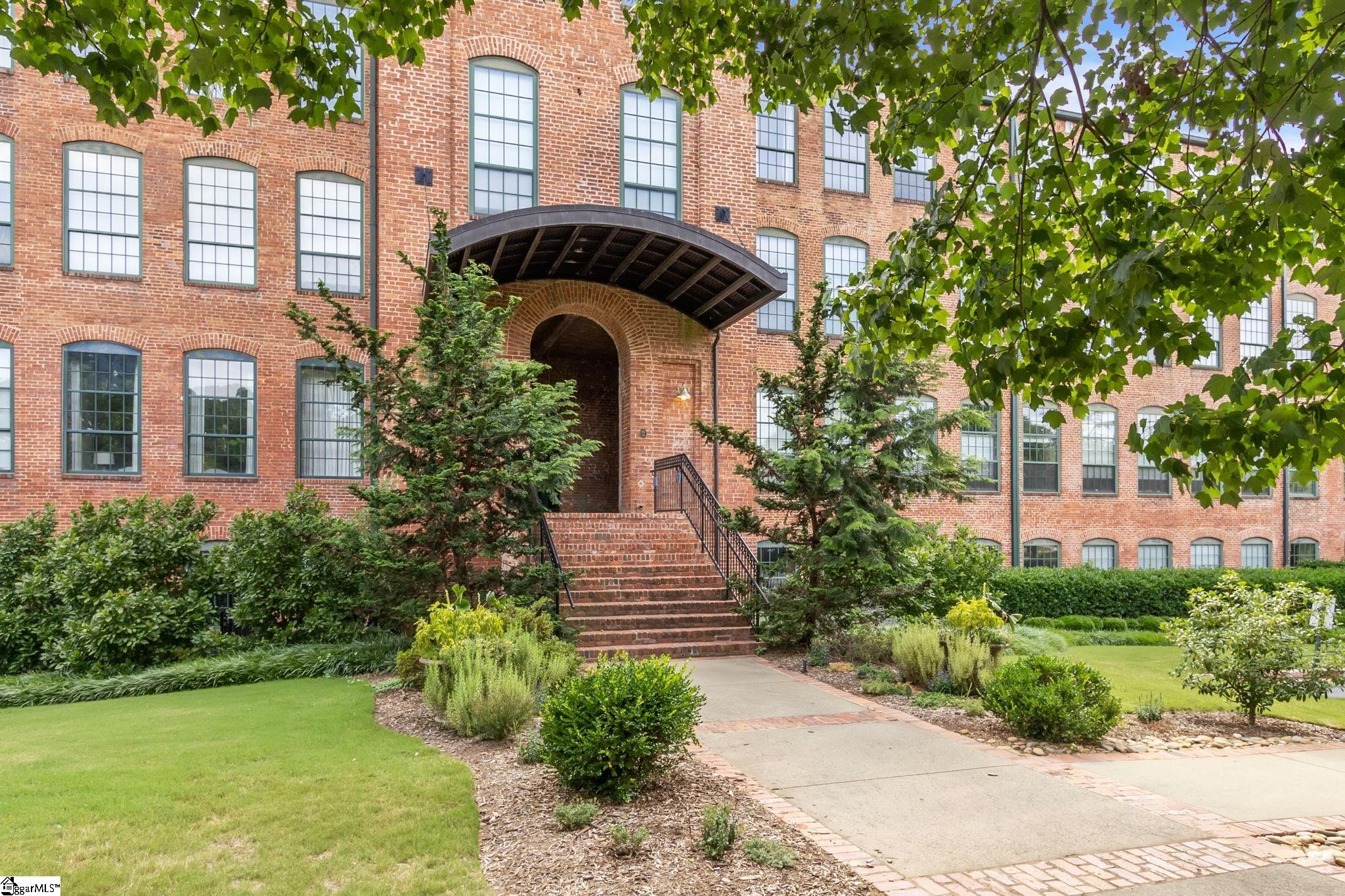 400 Mills Avenue Unit 314, Greenville SC 29605