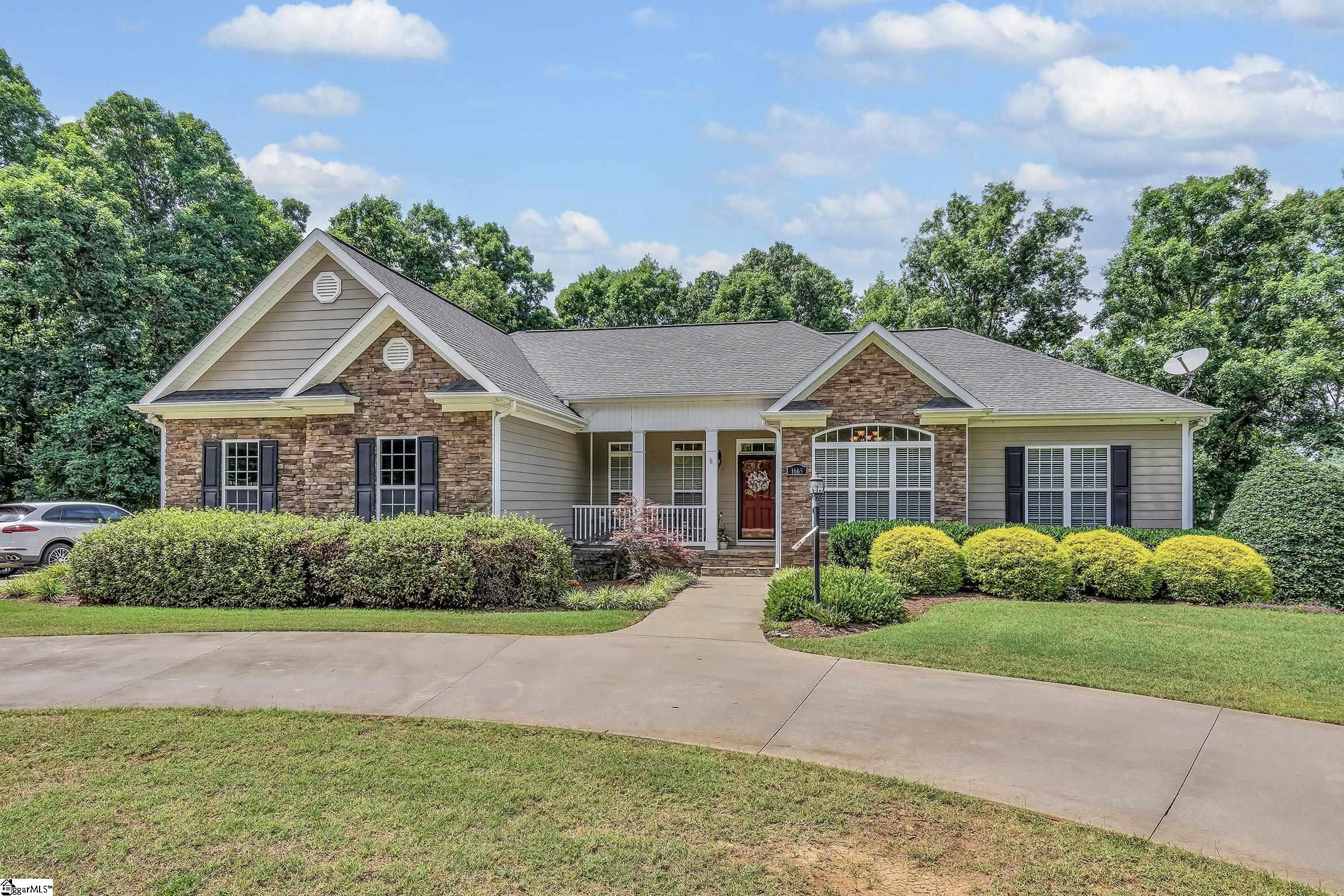 1665 Casey Creek Road, Chesnee SC 29323