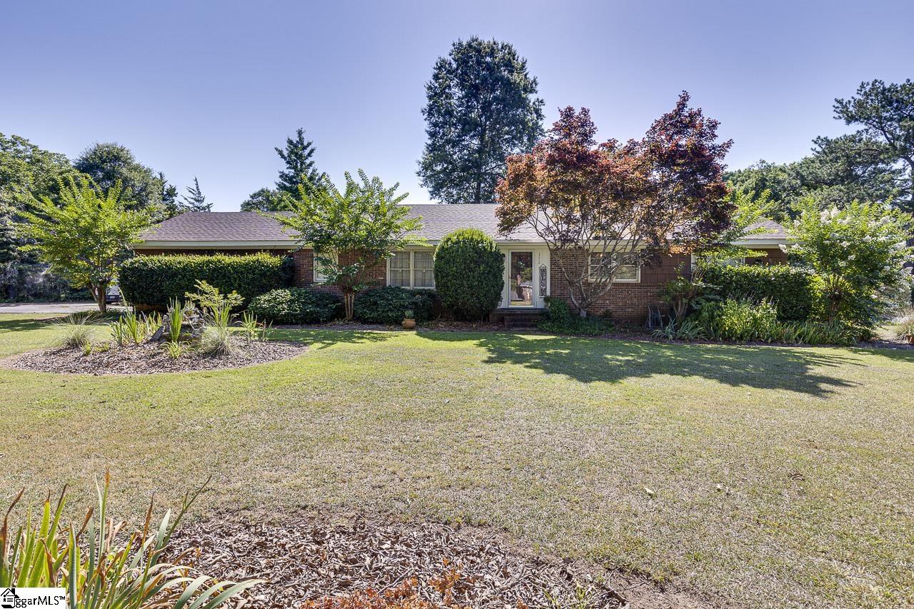 372 Lake Forest Drive, Spartanburg SC 29307