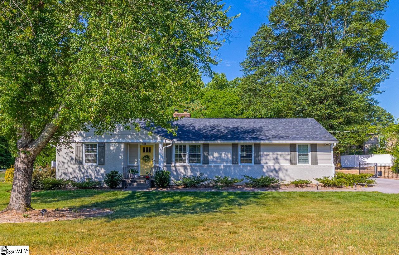20 Lake Fairfield Drive, Greenville SC 29615