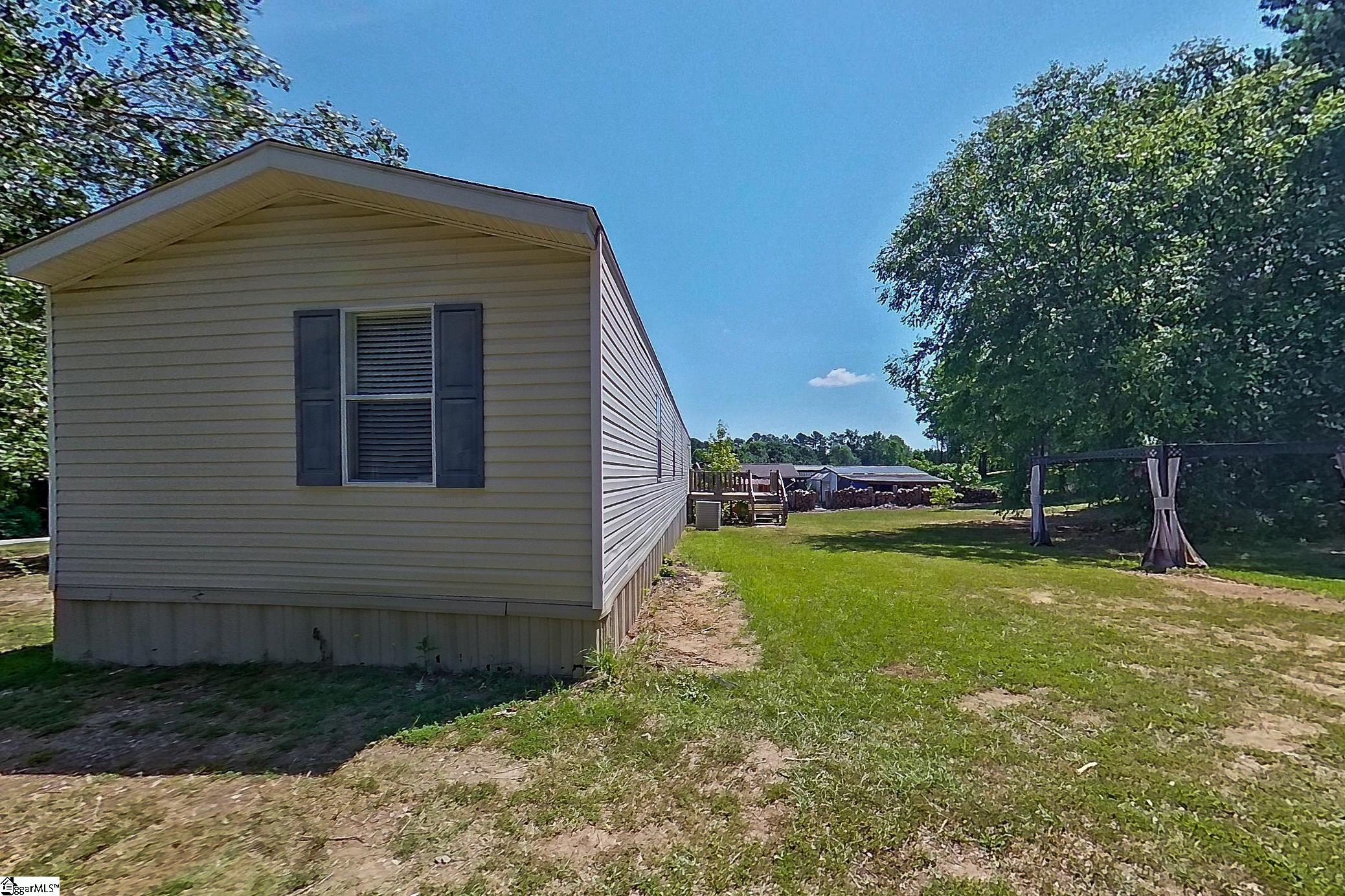 640 S J Workman, Woodruff, South Carolina image 10