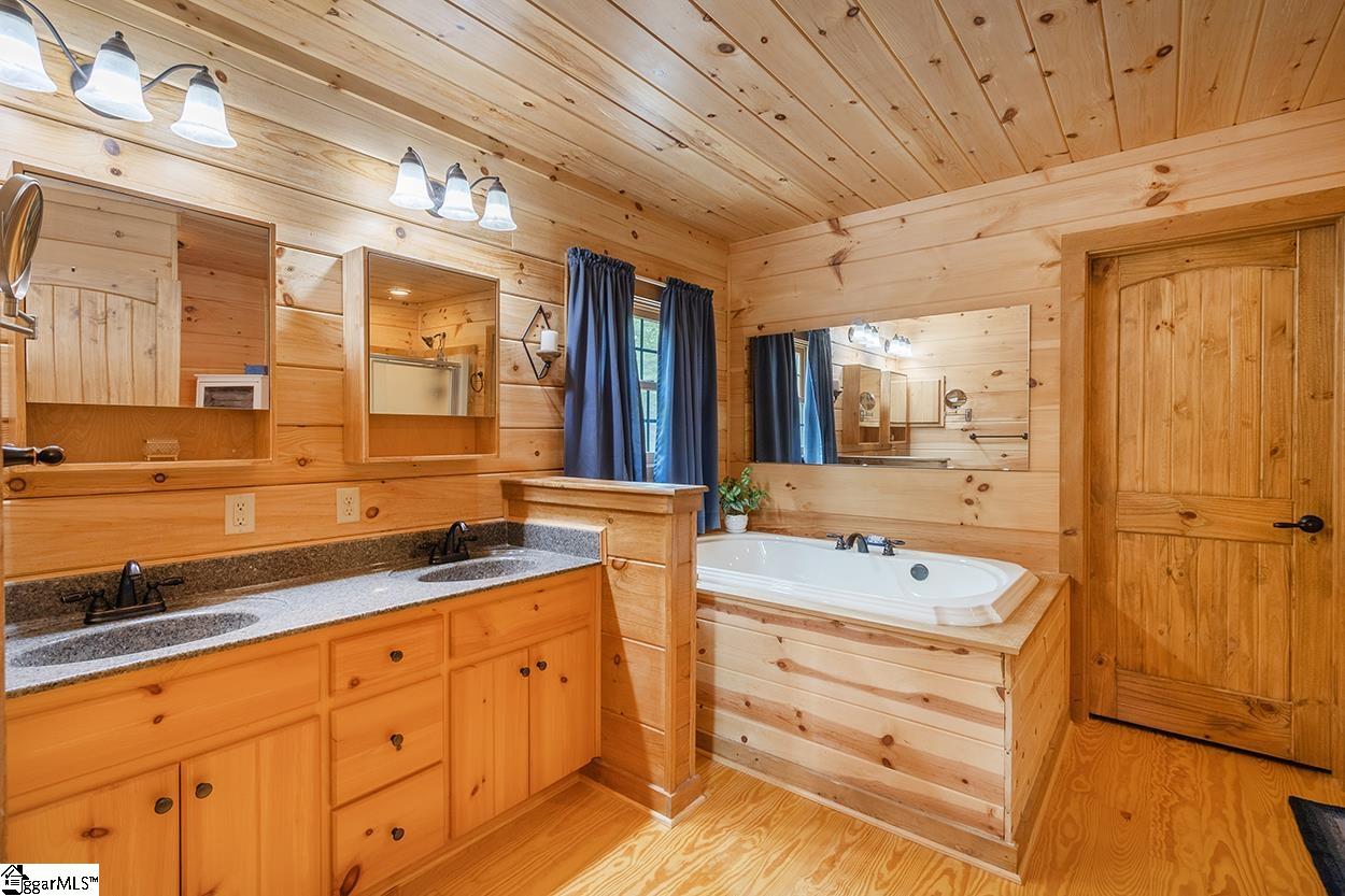 1436 Highway 414 Travelers Rest, SC 29690