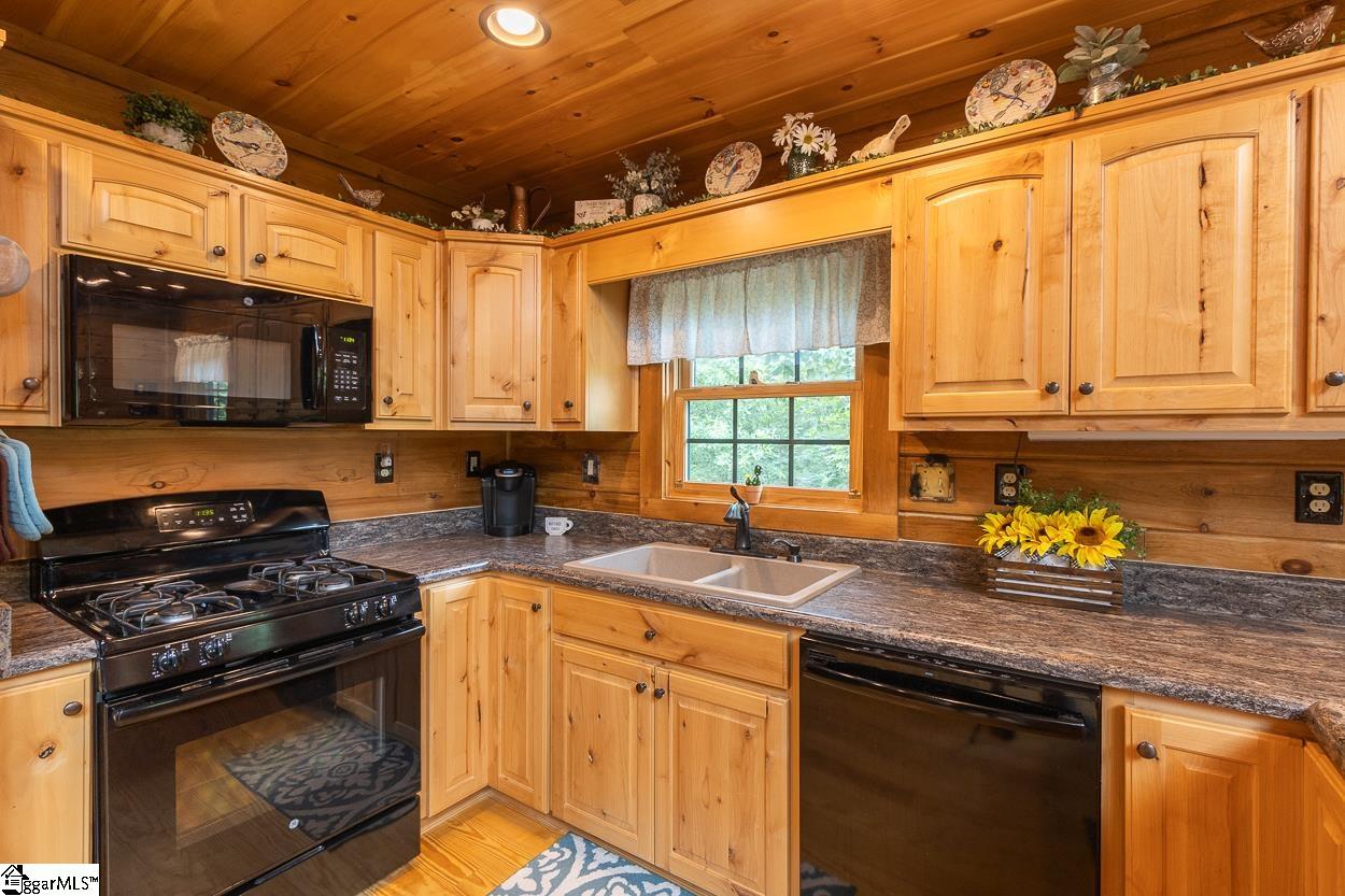 1436 Highway 414 Travelers Rest, SC 29690