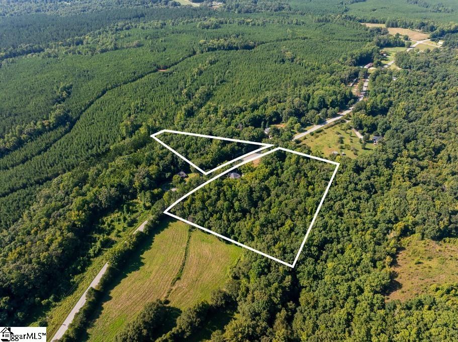 7588 Ekom Beach Road Ware Shoals, SC 29692
