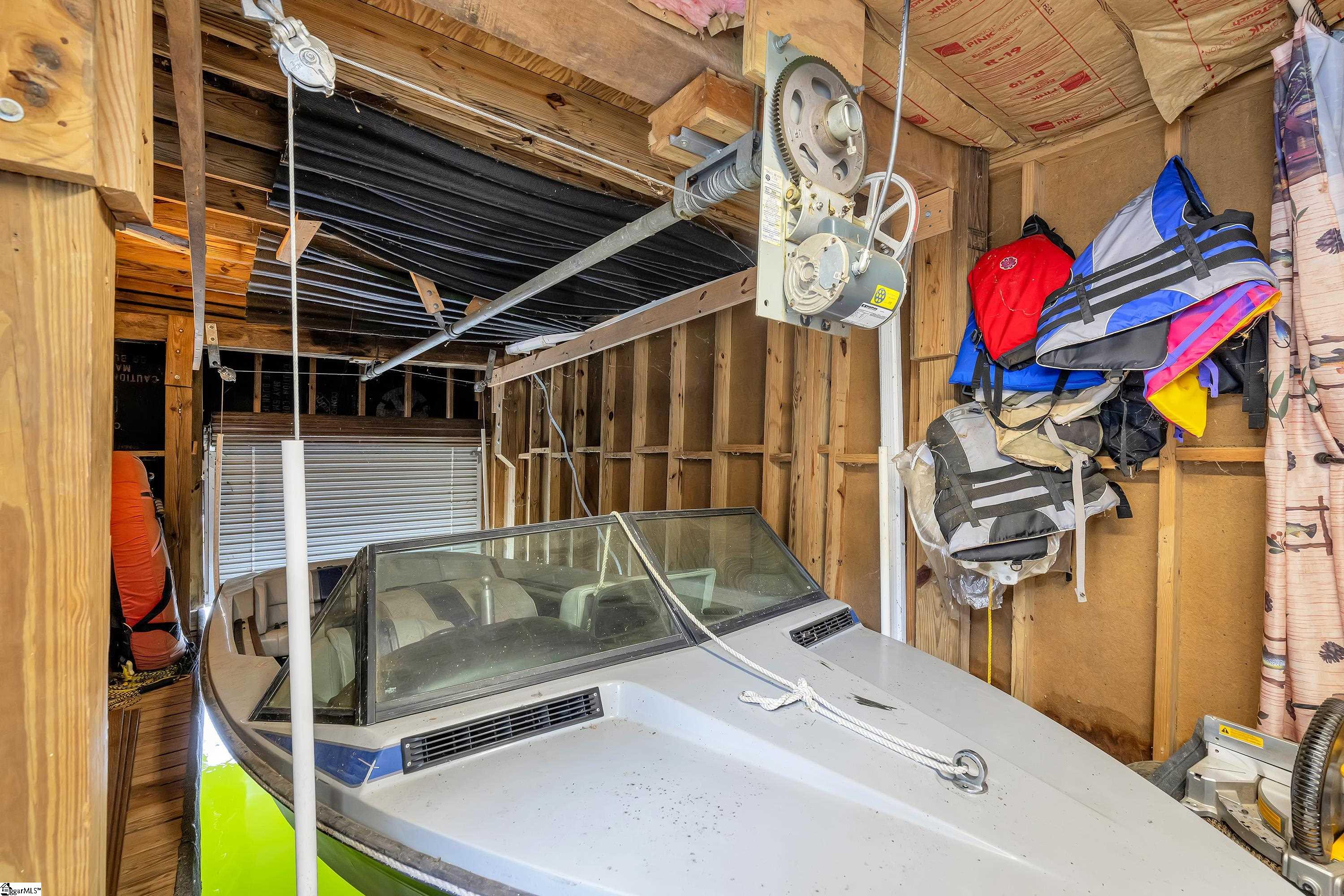 1700 W Lakeshore, Landrum, South Carolina image 6