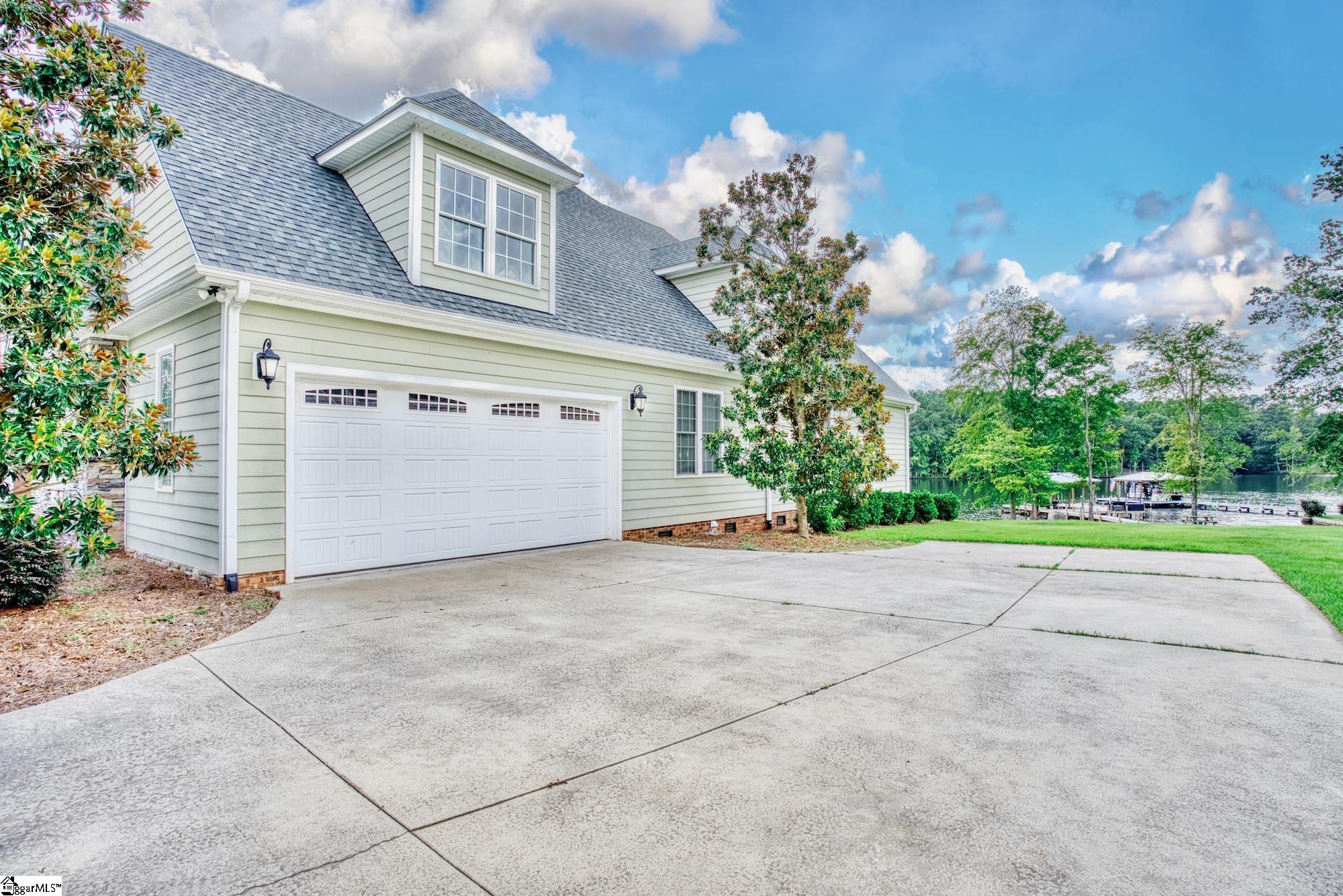 320 Nautical, Greenwood, South Carolina image 6