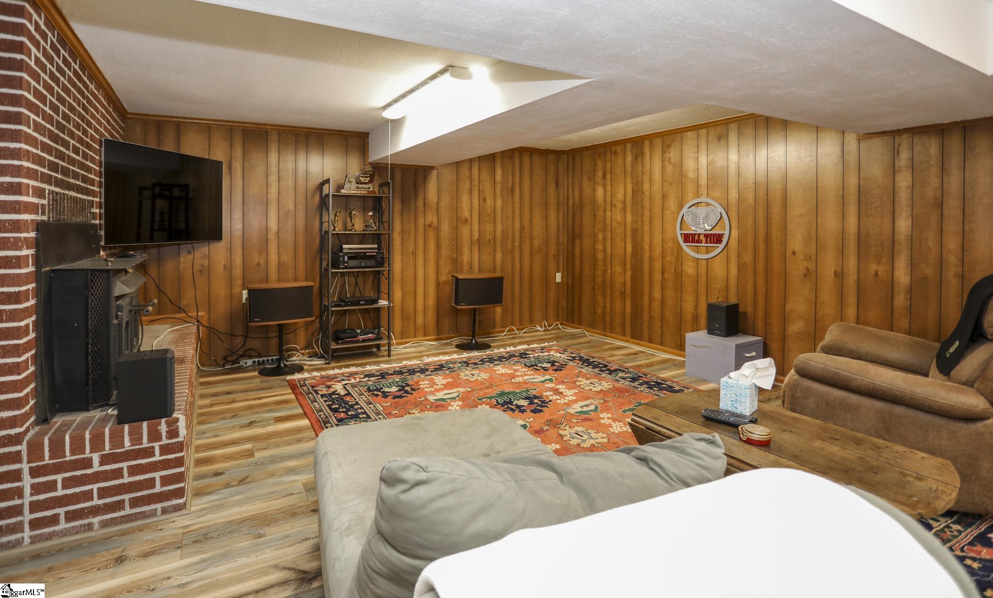 1057 Country Club, Pickens, South Carolina image 24