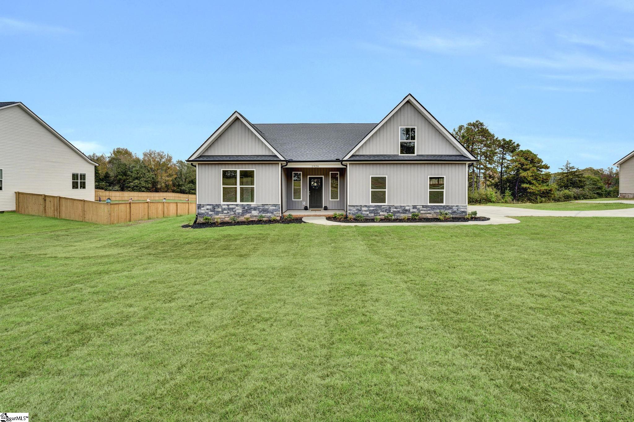 1926 Friendship Church Road Gray Court, SC 29645