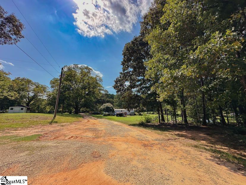 118 Genell, Easley, South Carolina image 3