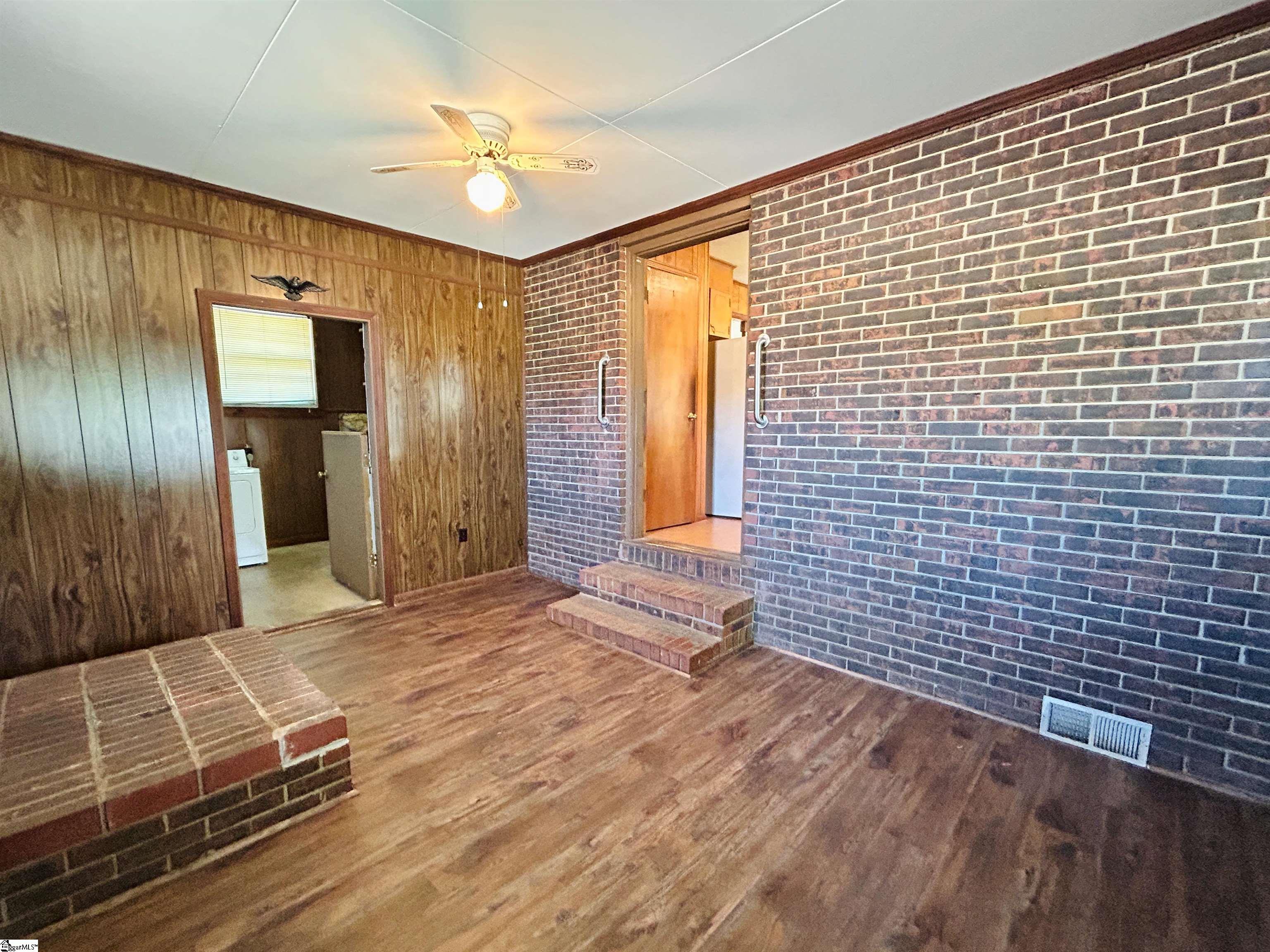 114 Knowlandale Drive