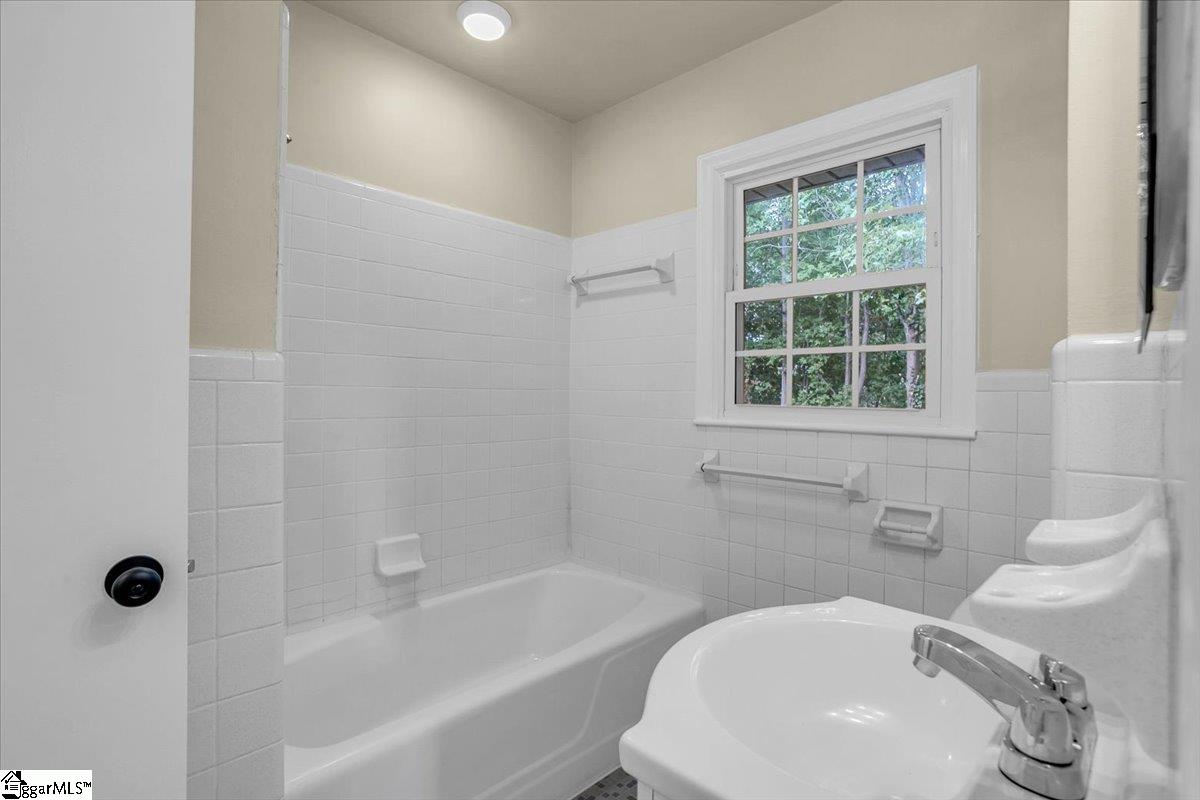 207 Forest, Easley, South Carolina image 17