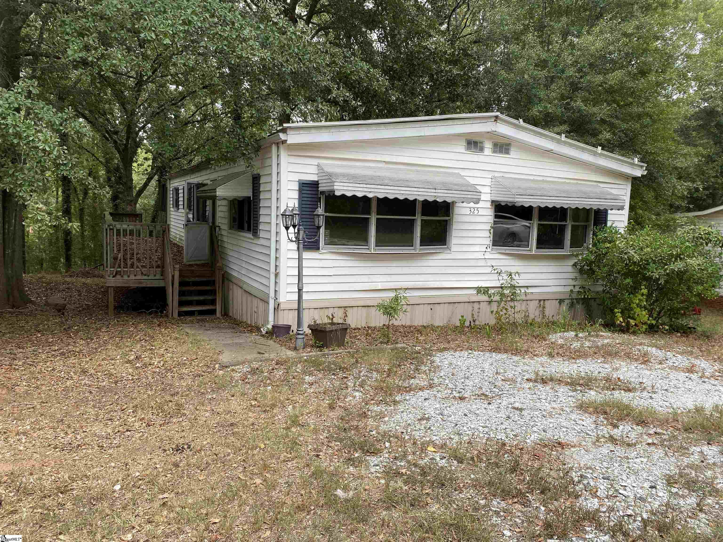 325 Lakewood Drive Townville, SC 29689
