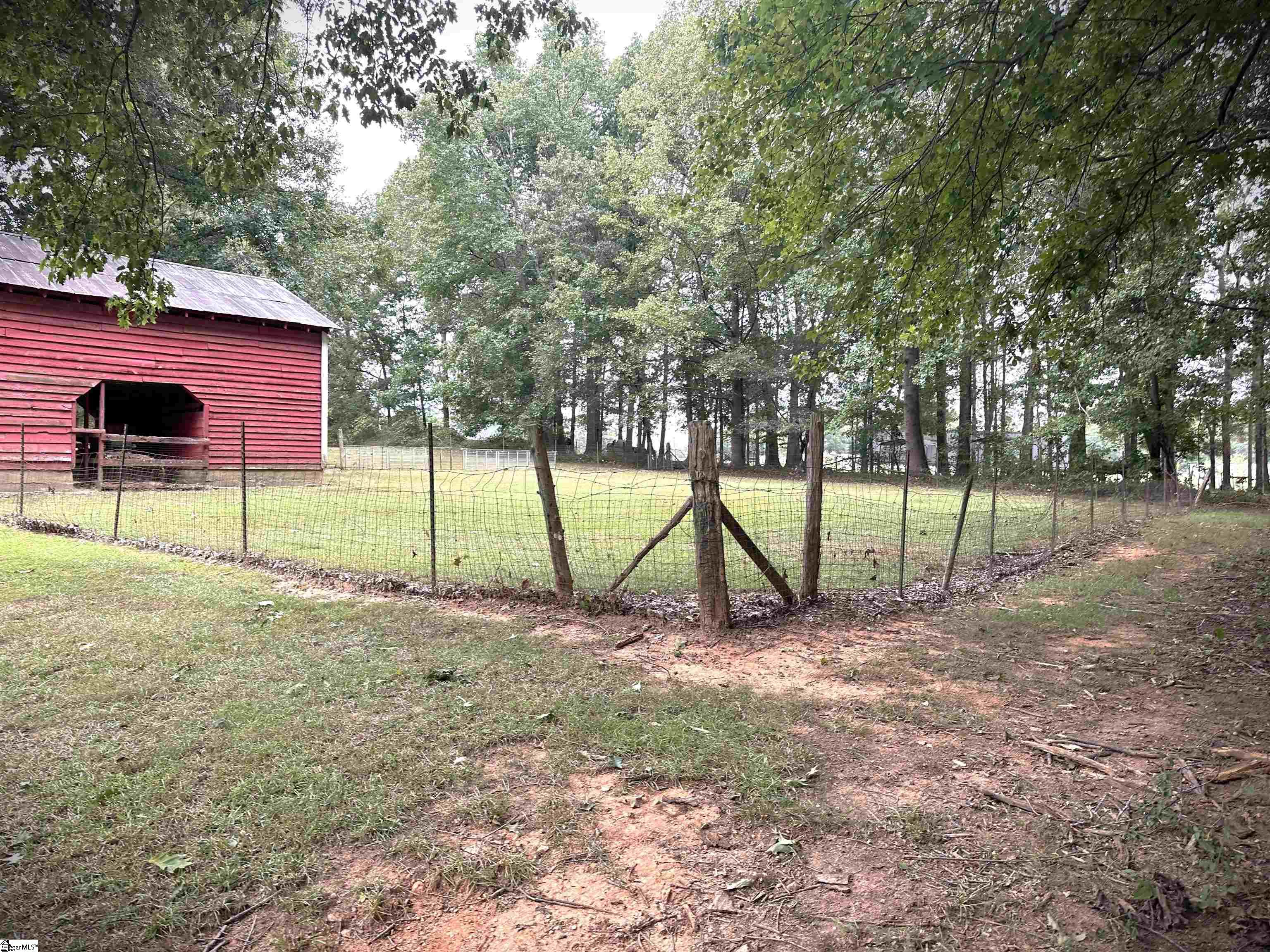 121 Oaklawn Road Pelzer, SC 29669-9327