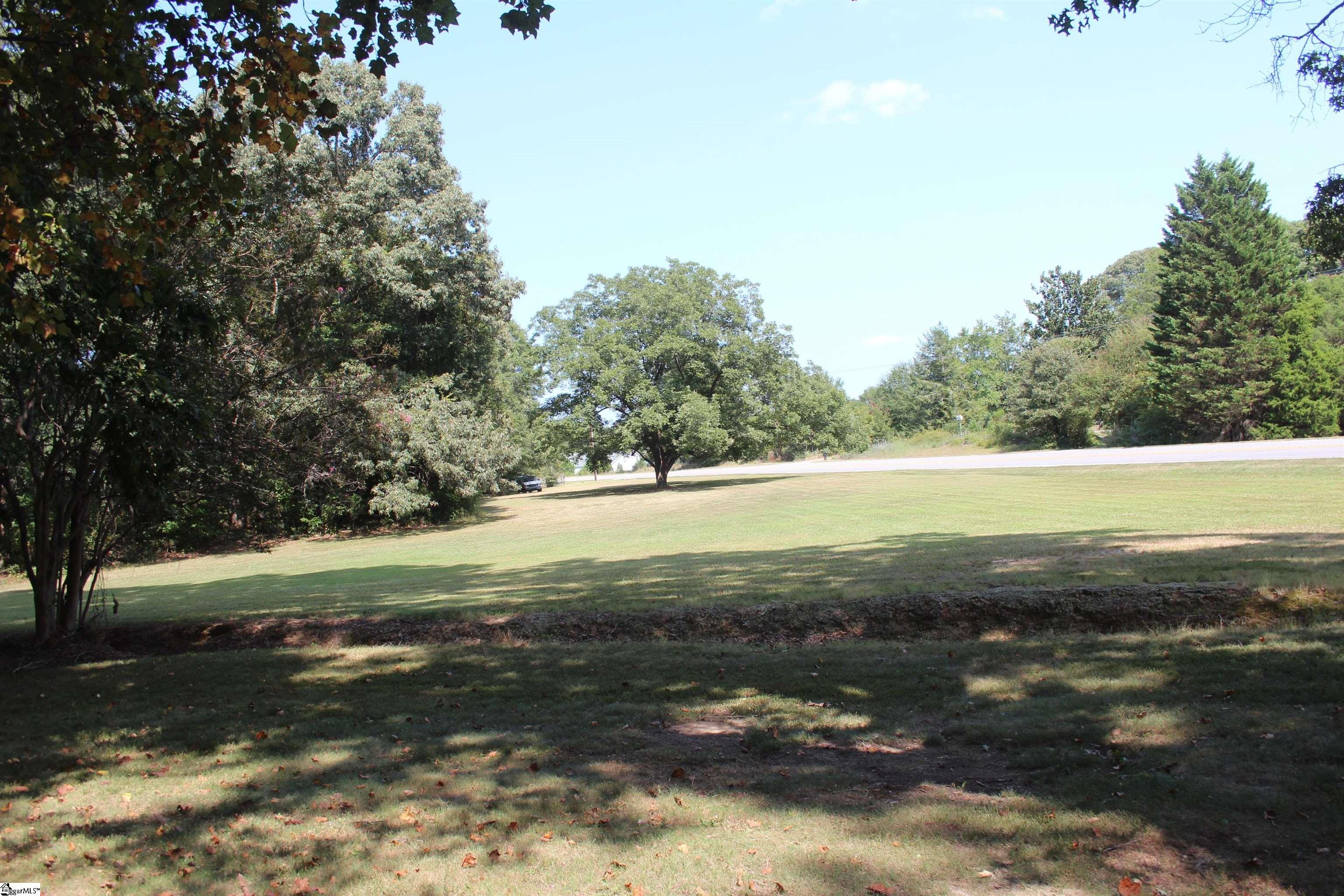 121 Oaklawn Road Pelzer, SC 29669-9327