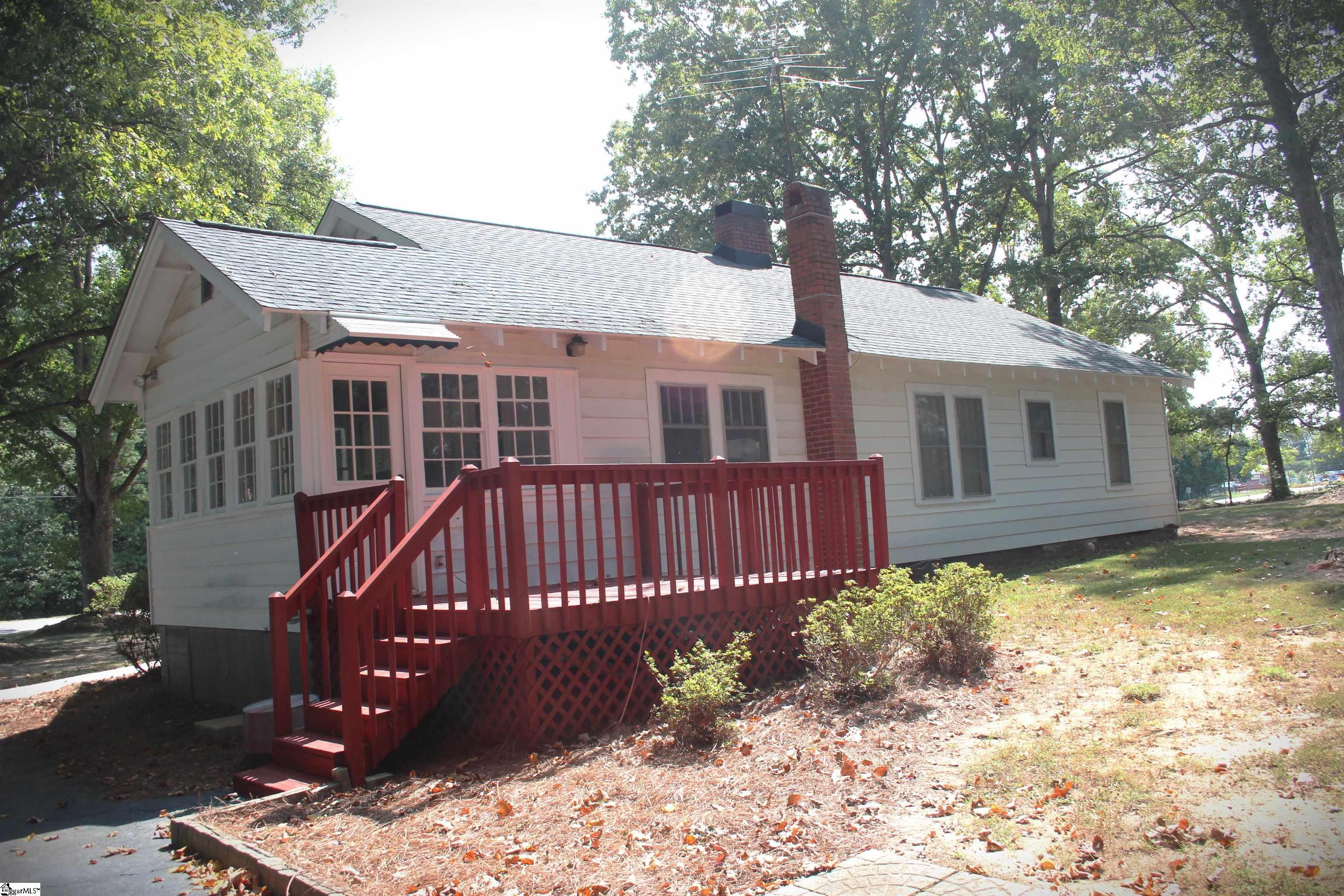 121 Oaklawn Road Pelzer, SC 29669-9327