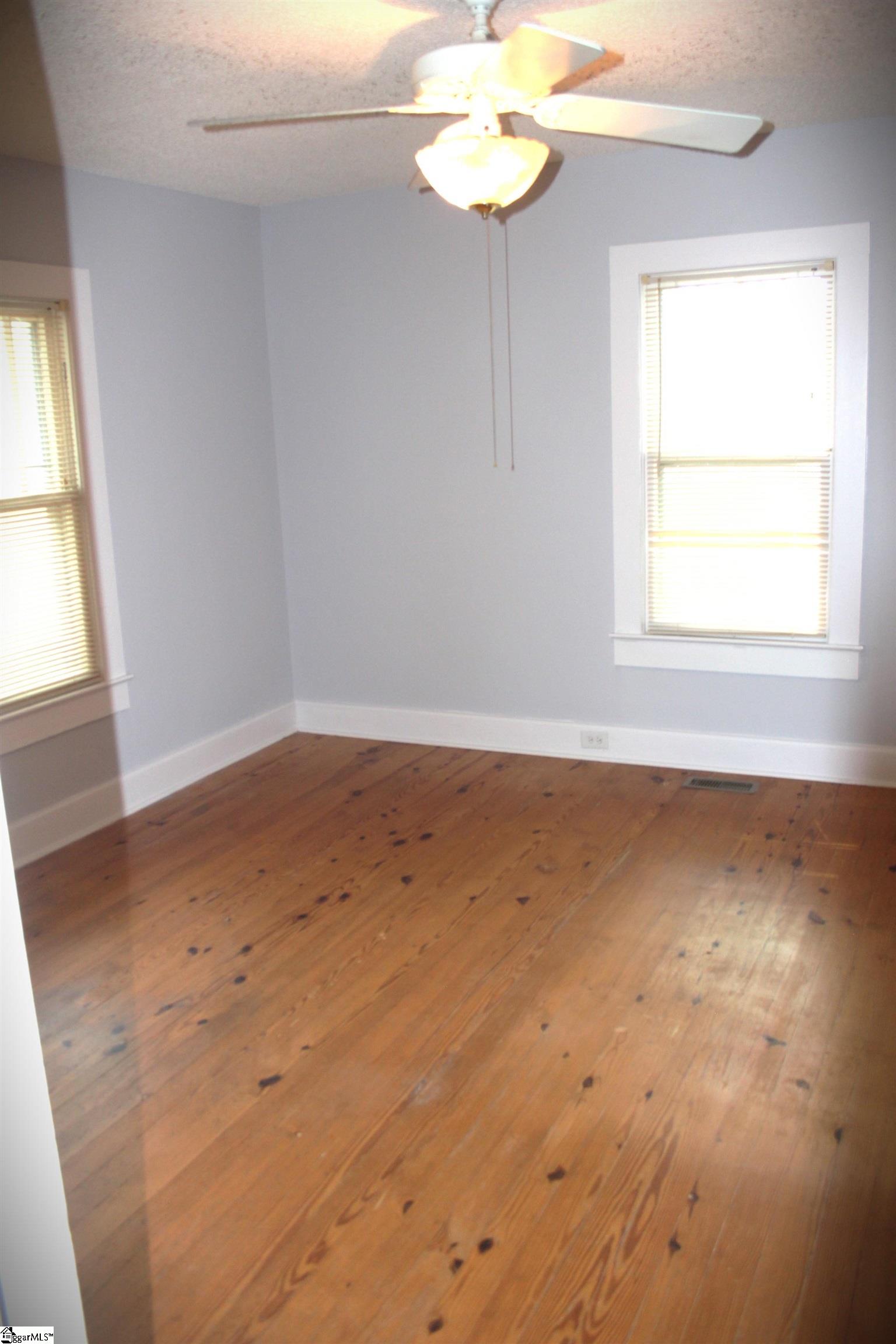 121 Oaklawn Road Pelzer, SC 29669-9327