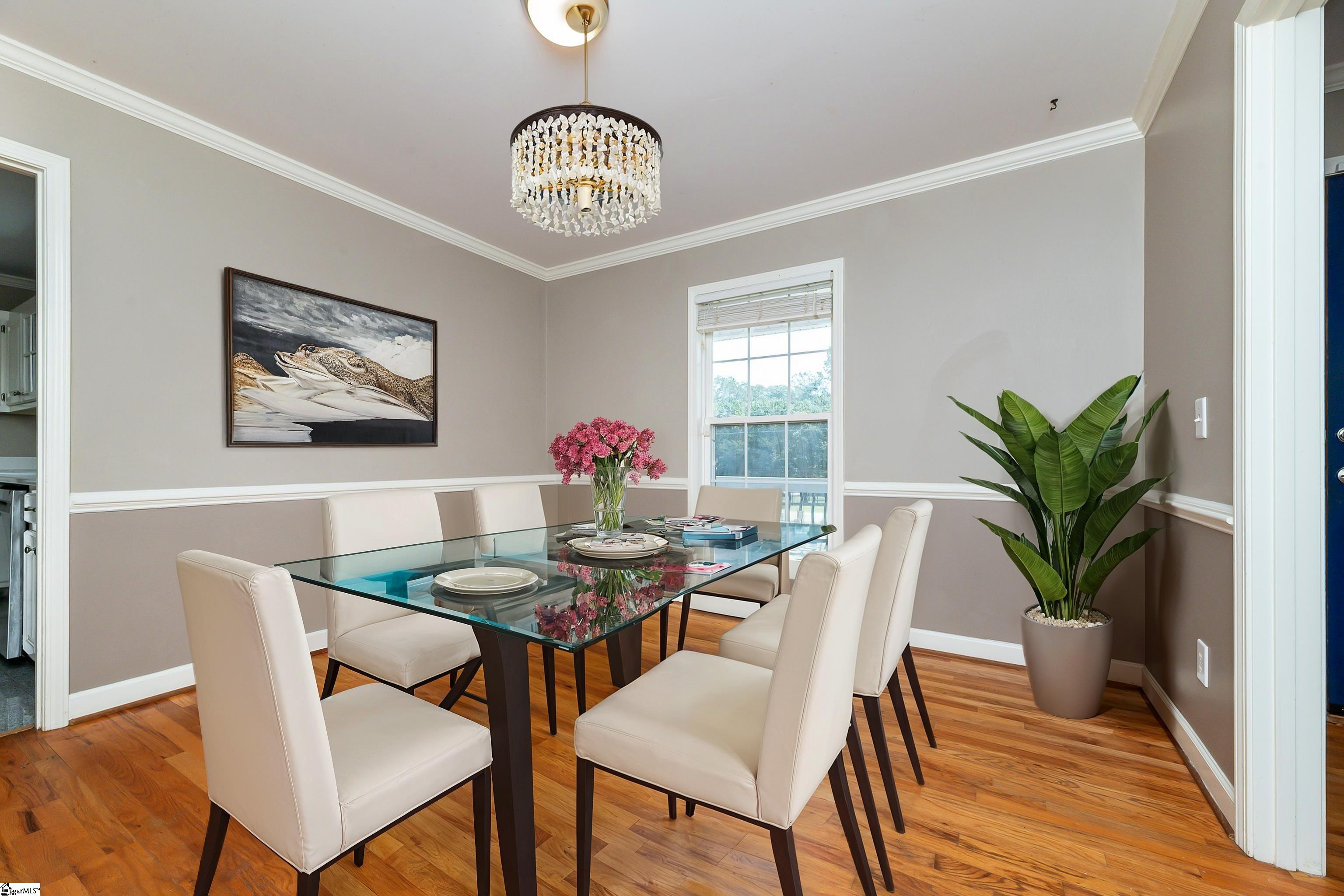 Dining Room Virtual Staged