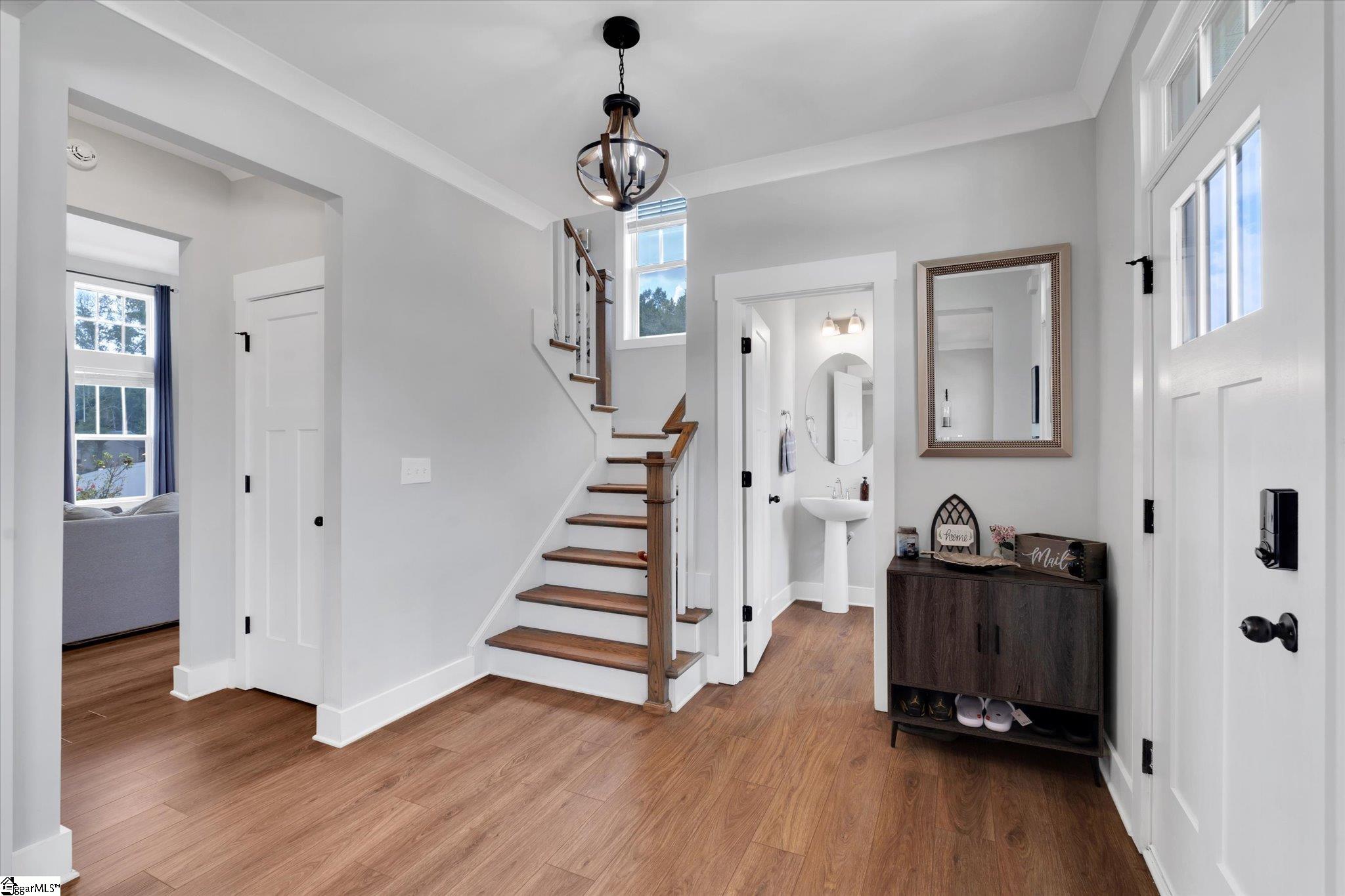 701 Oak Hill Lane
