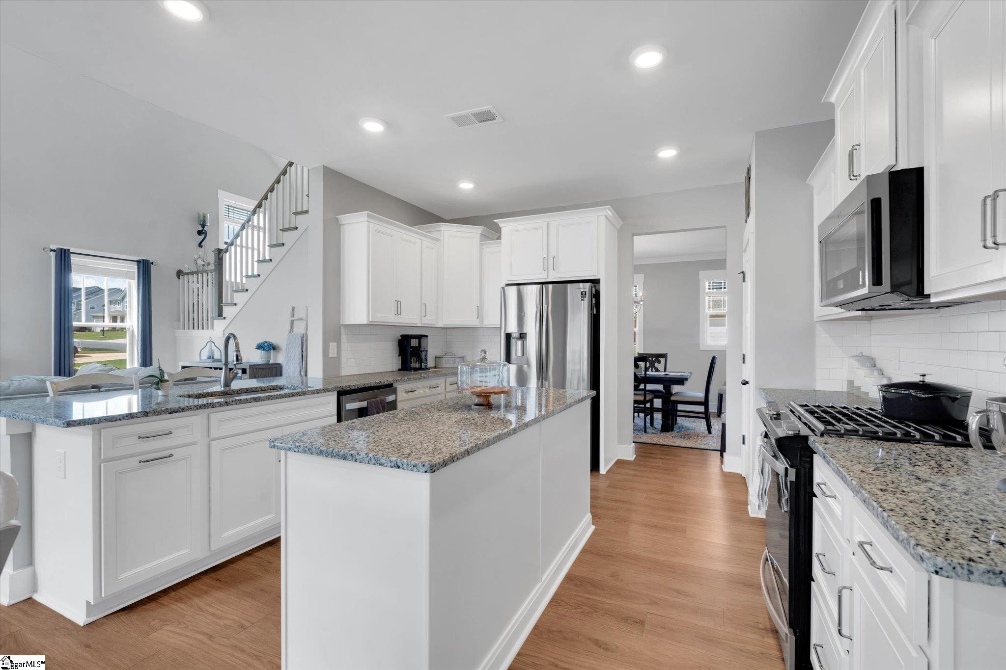 701 Oak Hill Lane
