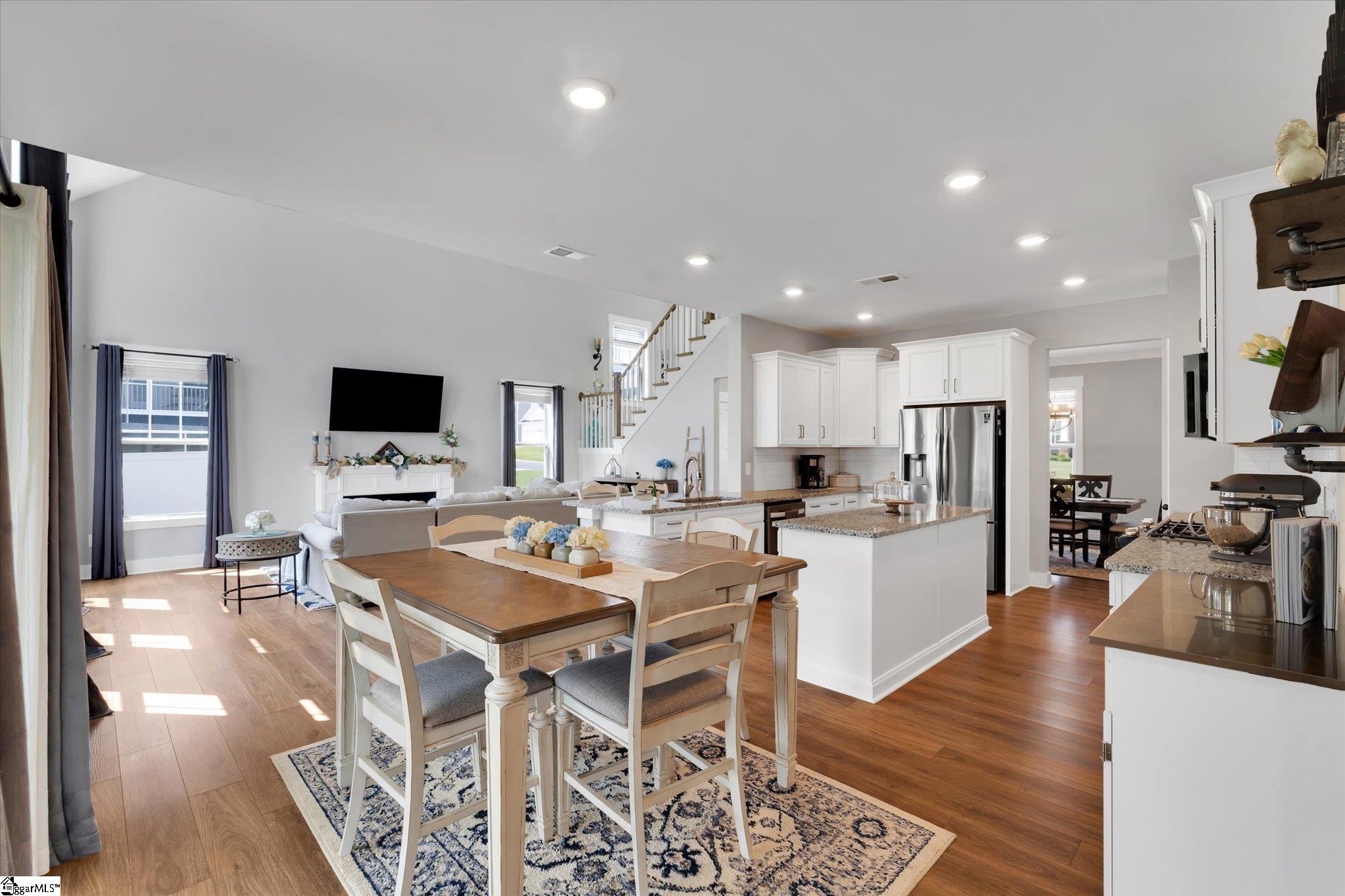 701 Oak Hill Lane