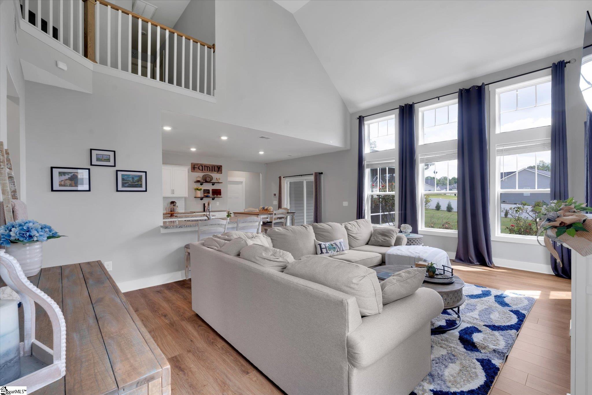 701 Oak Hill Lane