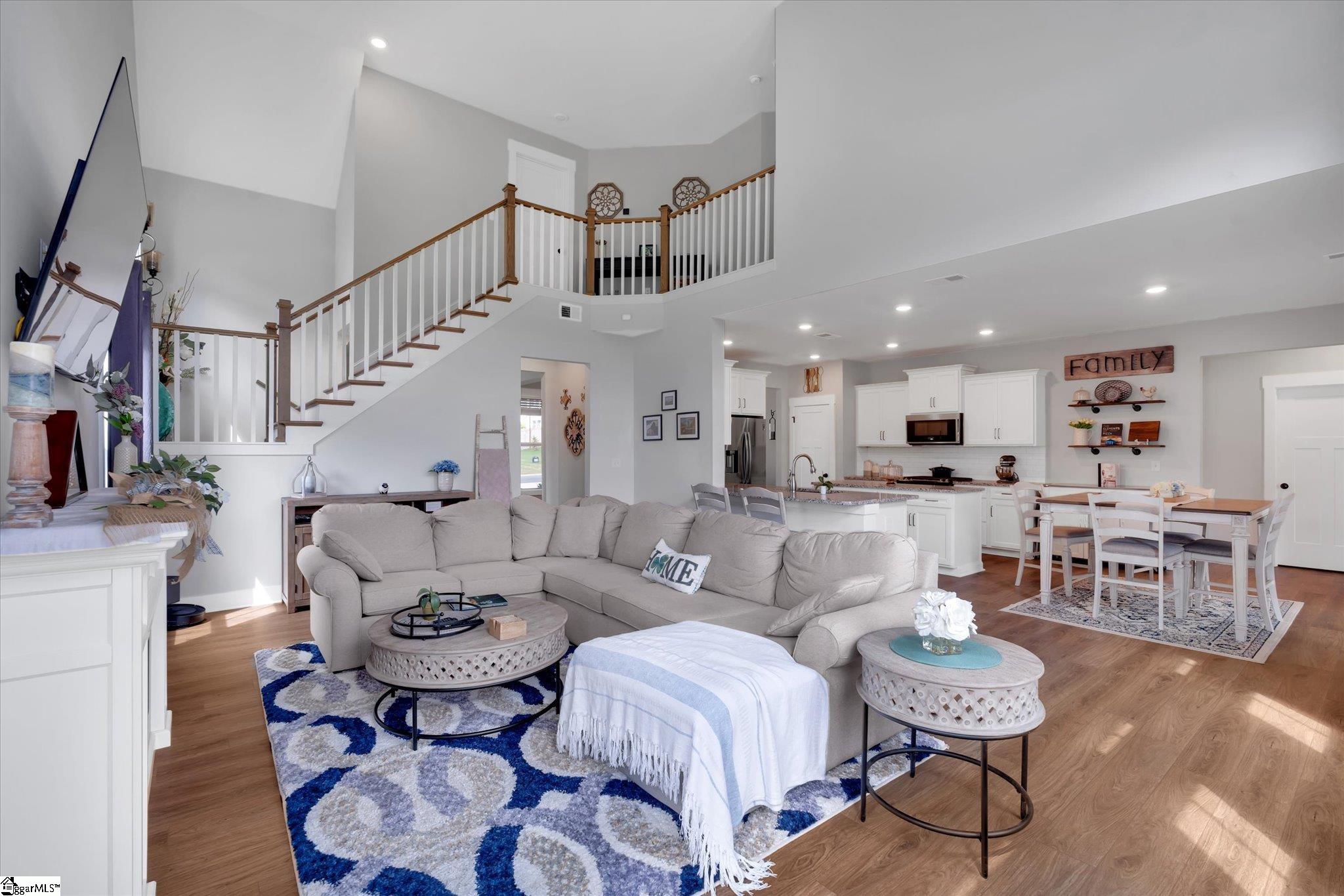 701 Oak Hill Lane