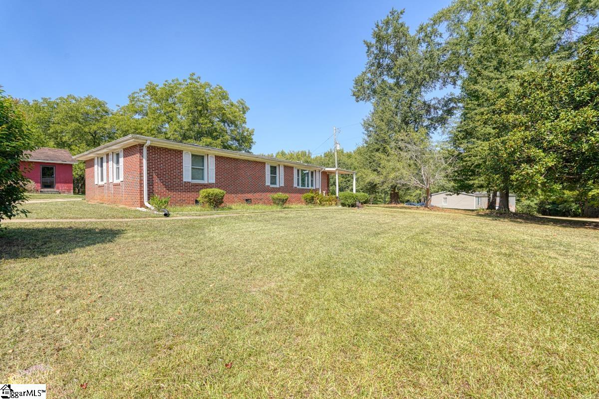 120 Cobb, Pelzer, South Carolina image 3