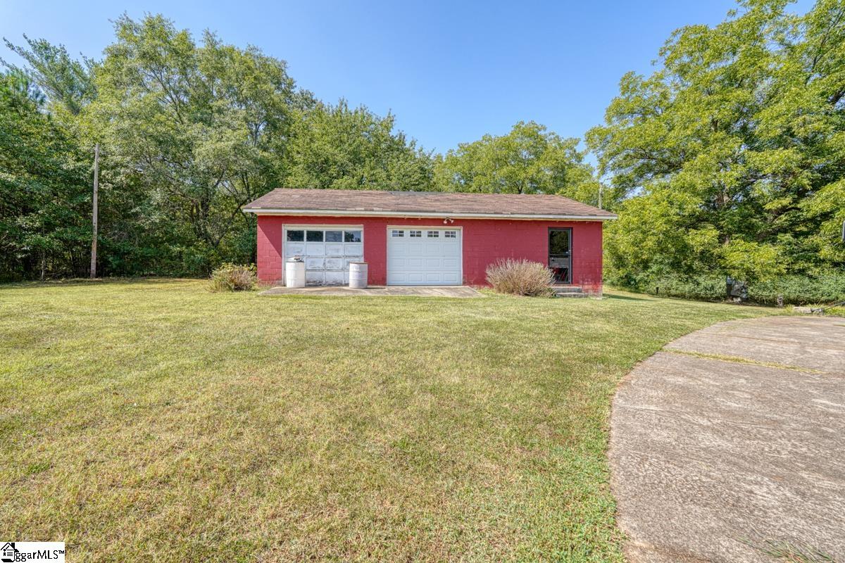 120 Cobb, Pelzer, South Carolina image 5
