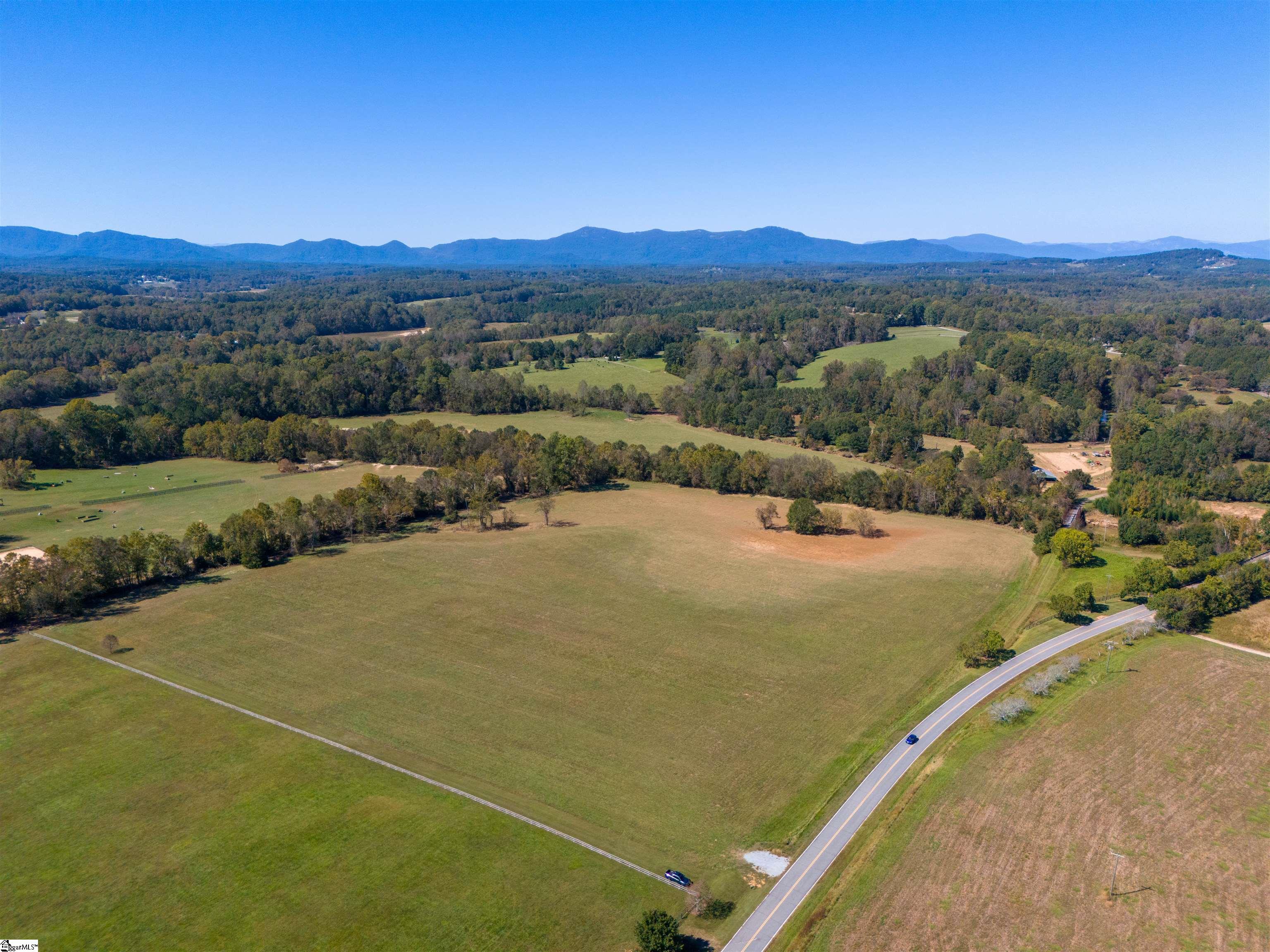 000 N Pacolet, Landrum, South Carolina image 3