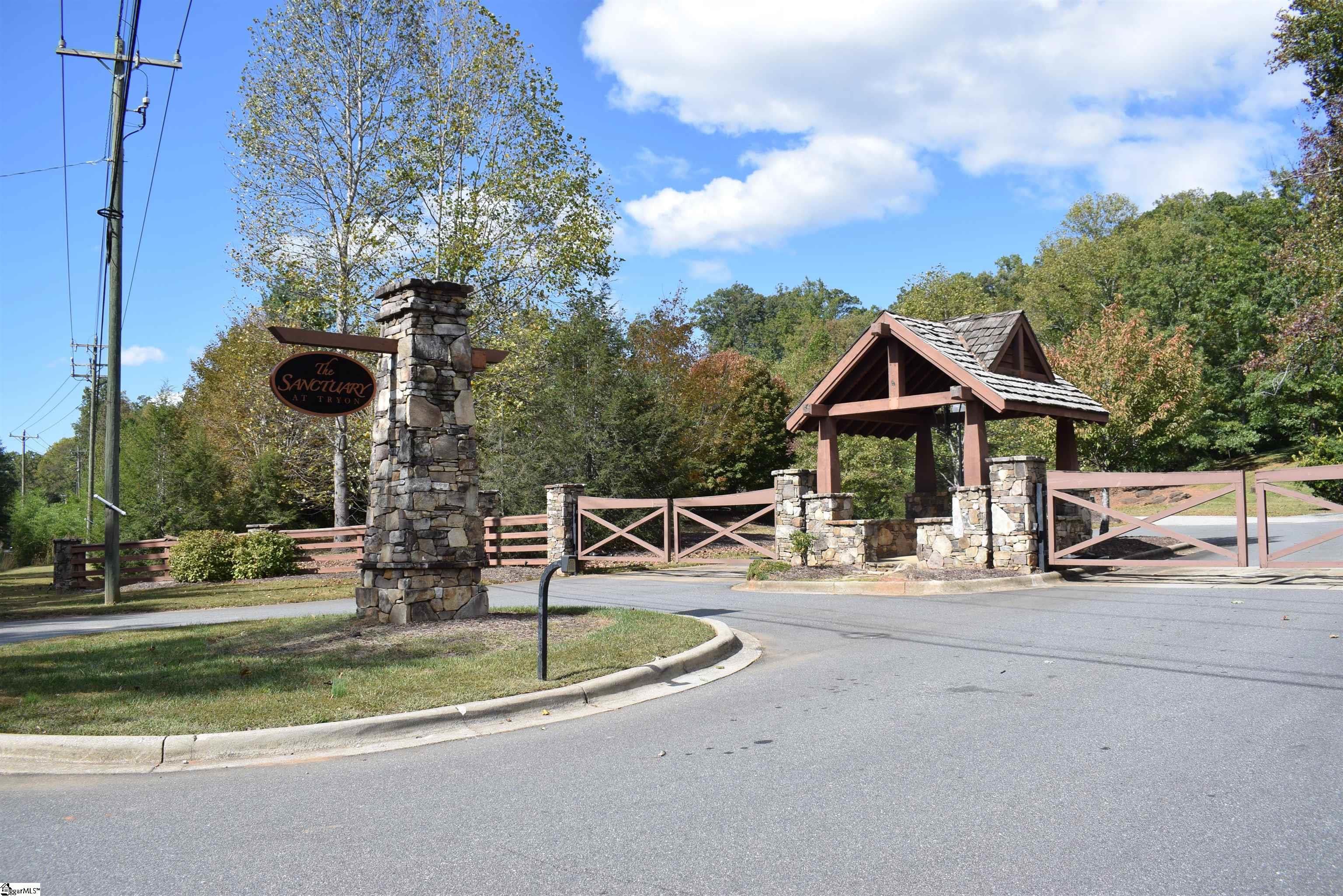 Holland, Columbus, North Carolina image 9