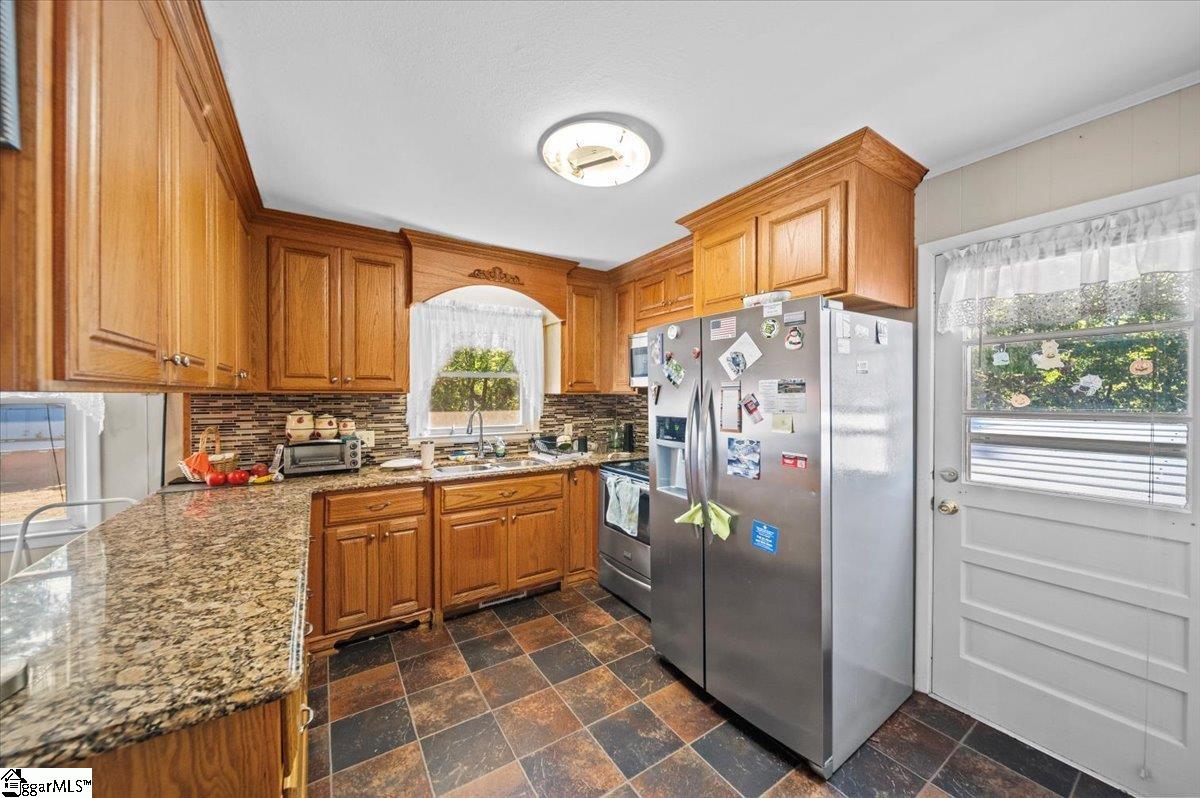 128 E Forest, Union, South Carolina image 11