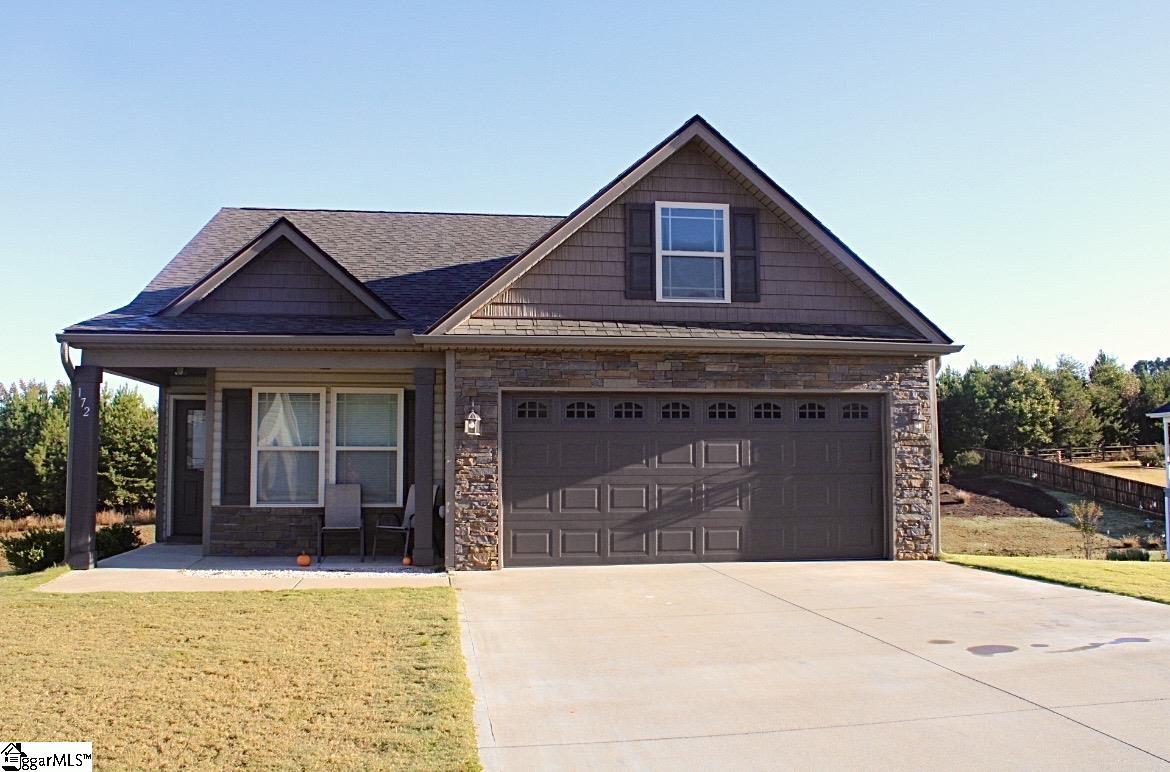 172 Thorn Creek Drive, Gaffney SC 29341