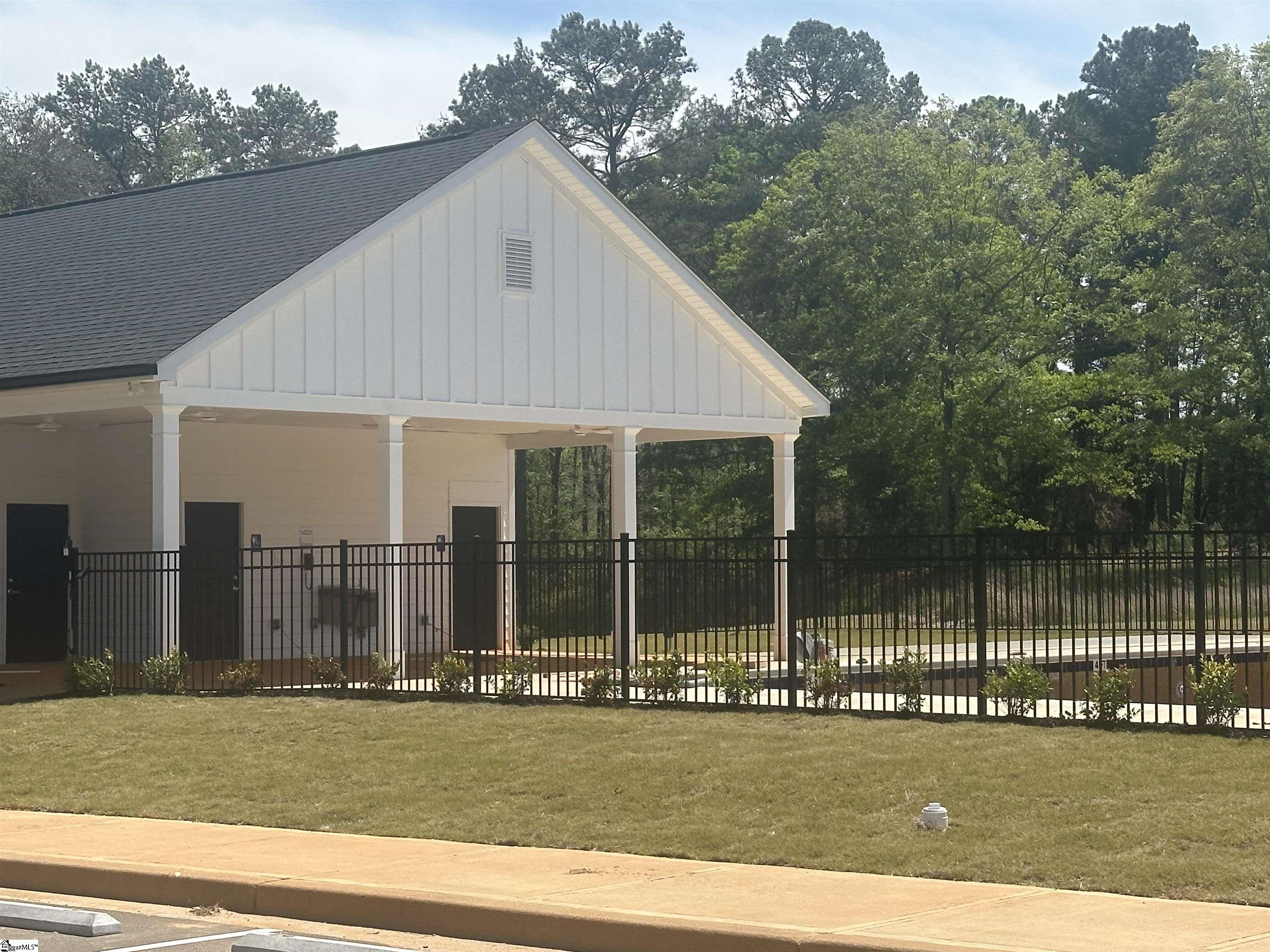 1160 Melford Avenue Wellford, SC 29385