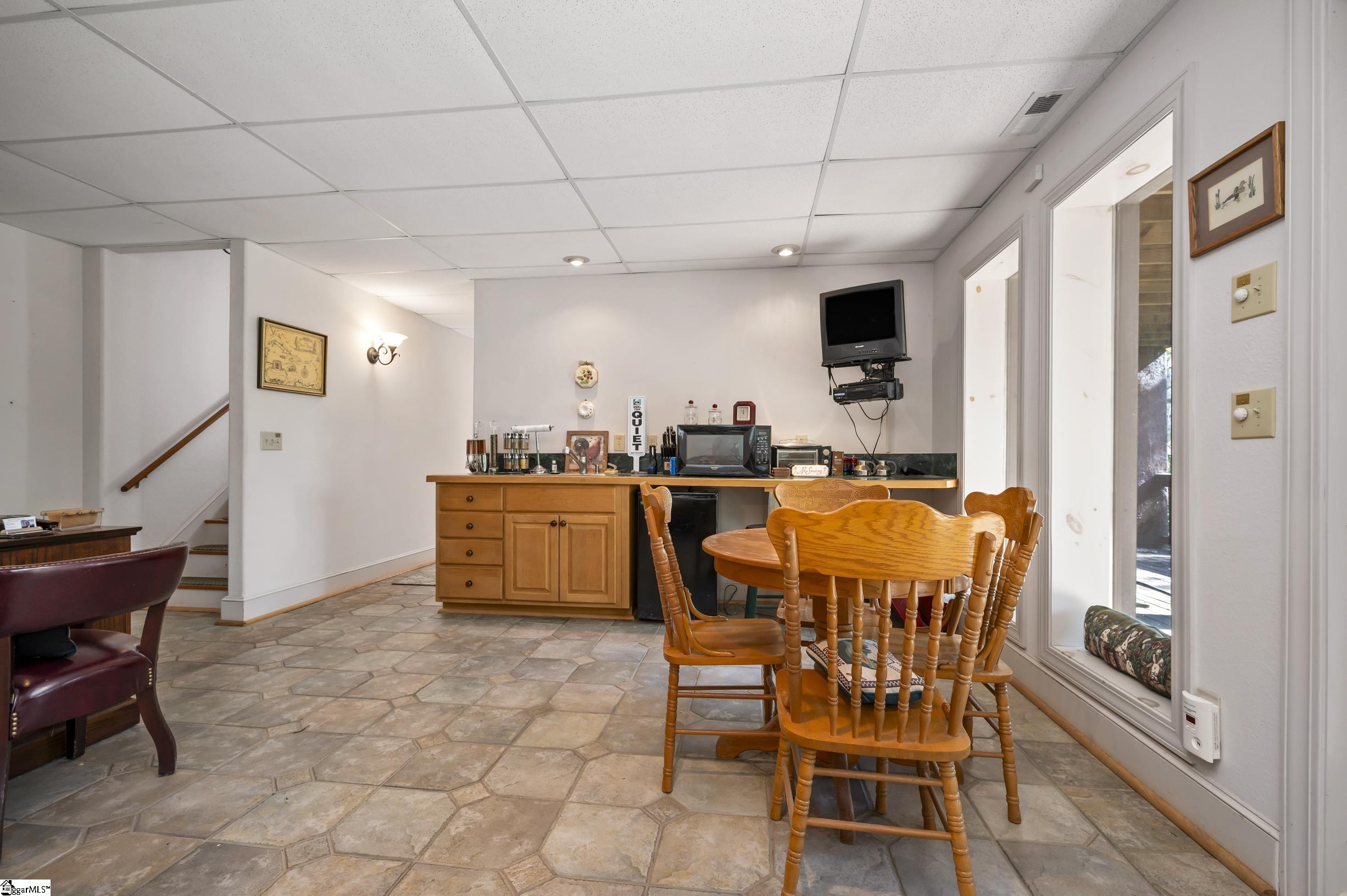 120 Summer, Mill Spring, North Carolina image 25